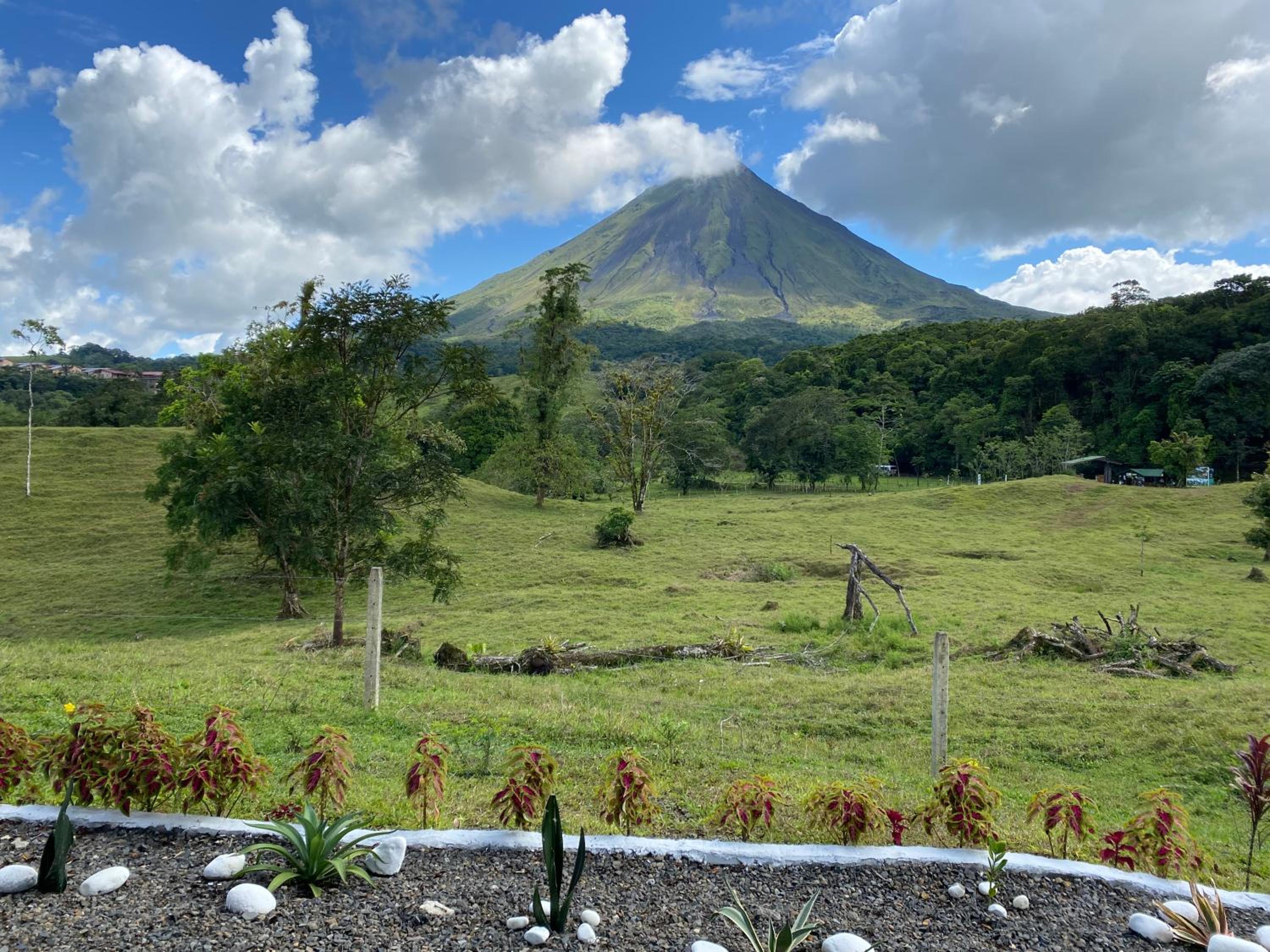 Paraíso privado Arenal Dragonfly