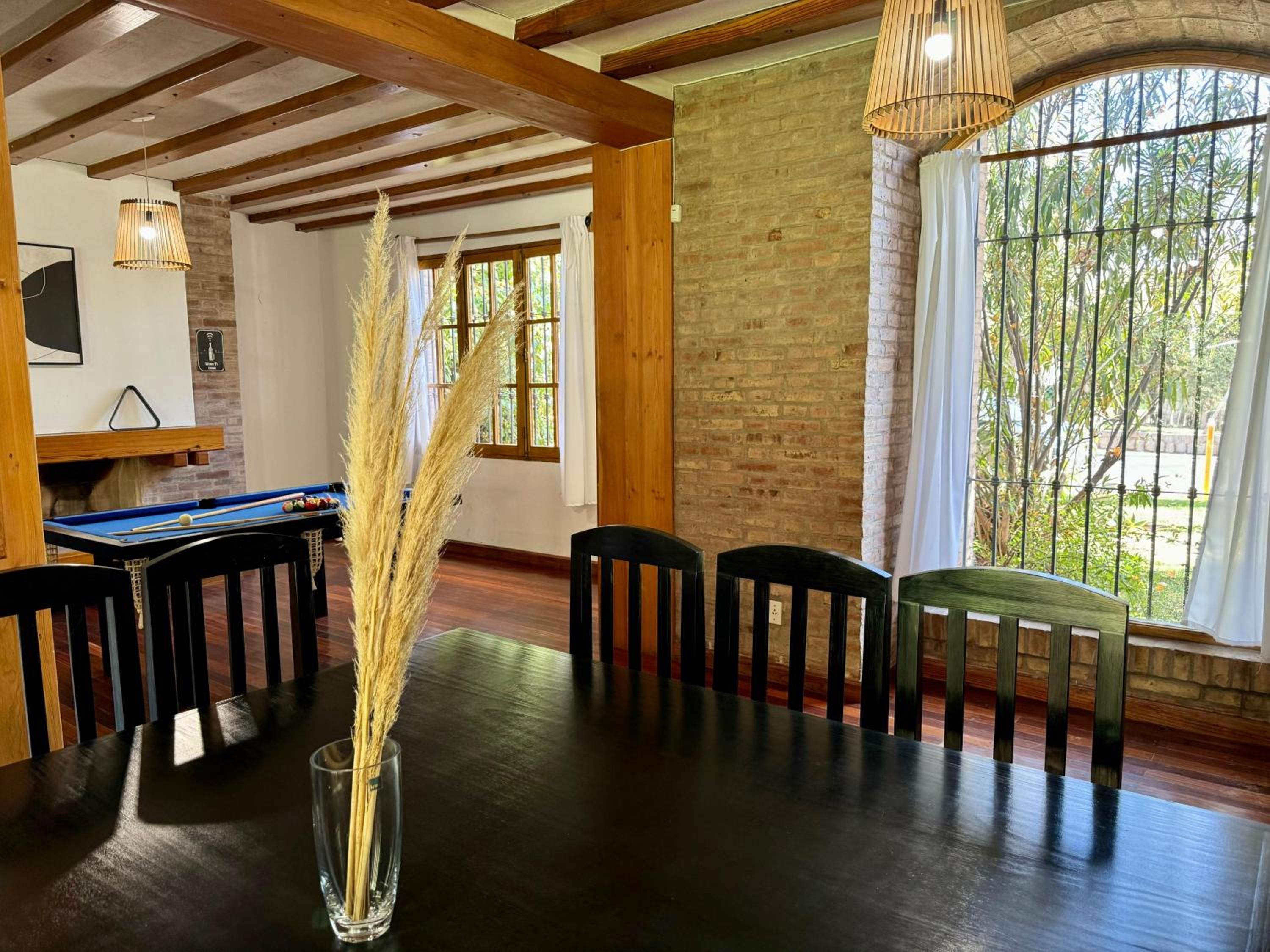 Olive Tree House with Pool Table and Swimming Pool