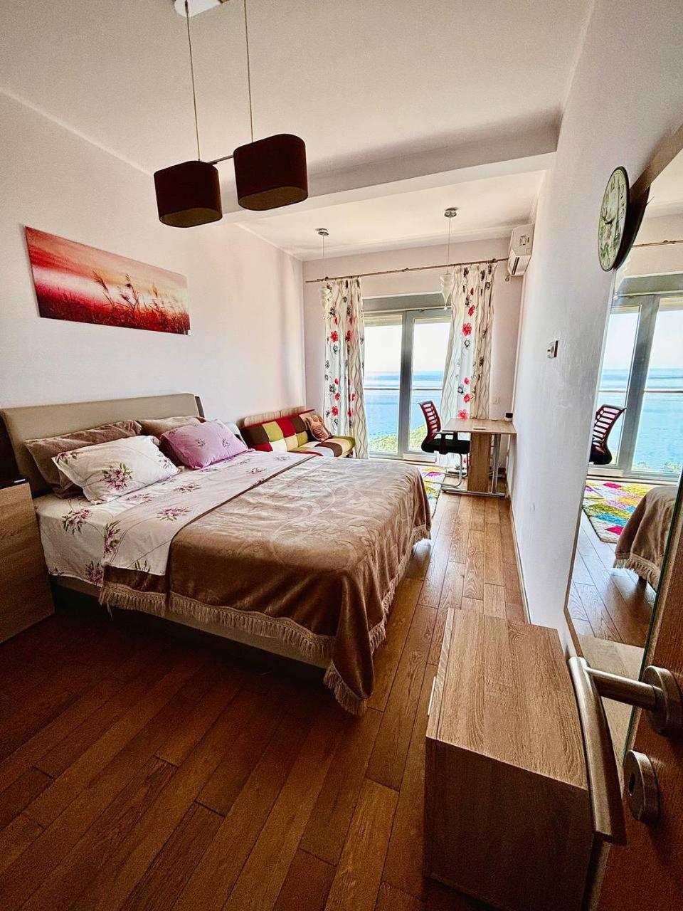 Romantic Hillside Escape Sea View view 2