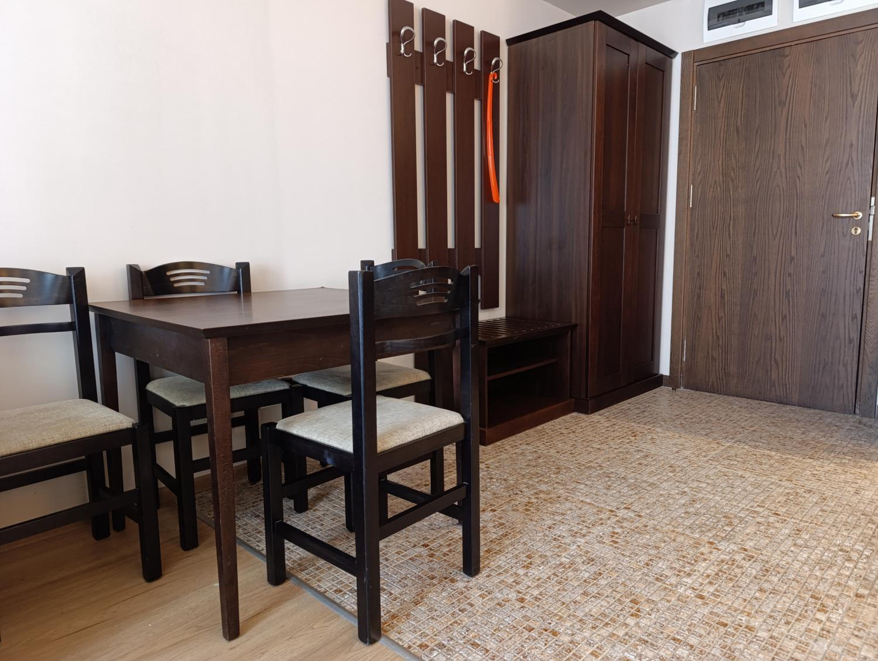 Reina Apart Barcelo Beach