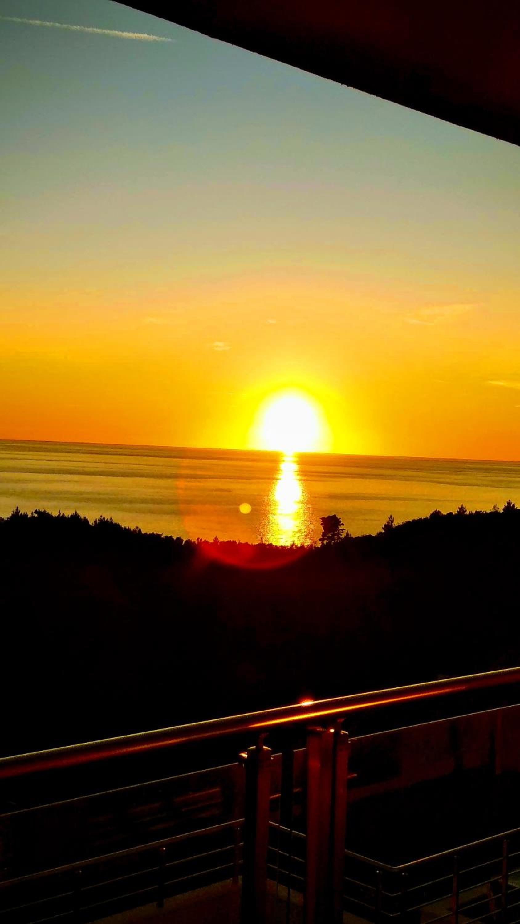 Romantic Hillside Escape Sea View view 3