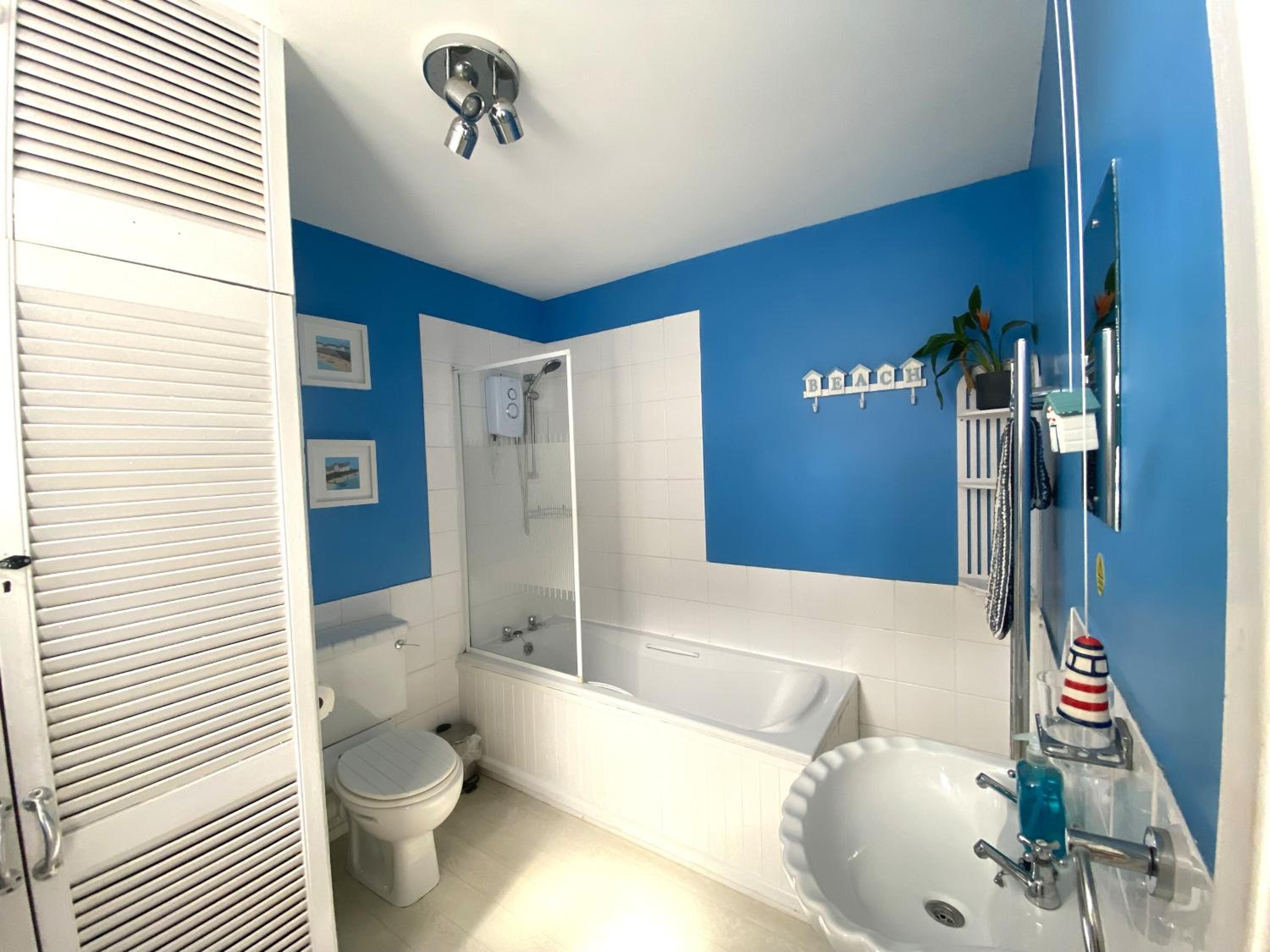 Marina Holiday Apartments