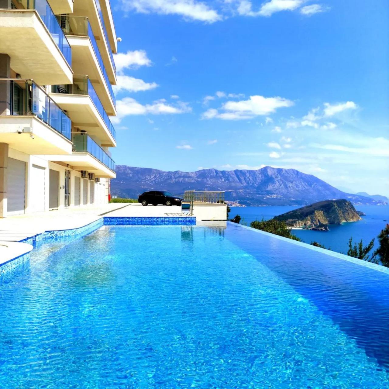 Romantic Hillside Escape Sea View view 5