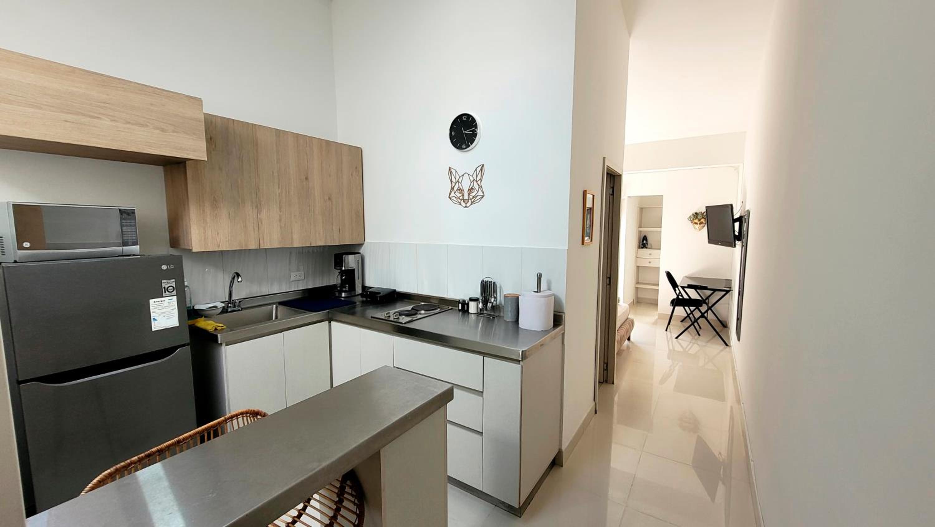 Apartaestudio en el Corazon de Laureles, Medellin