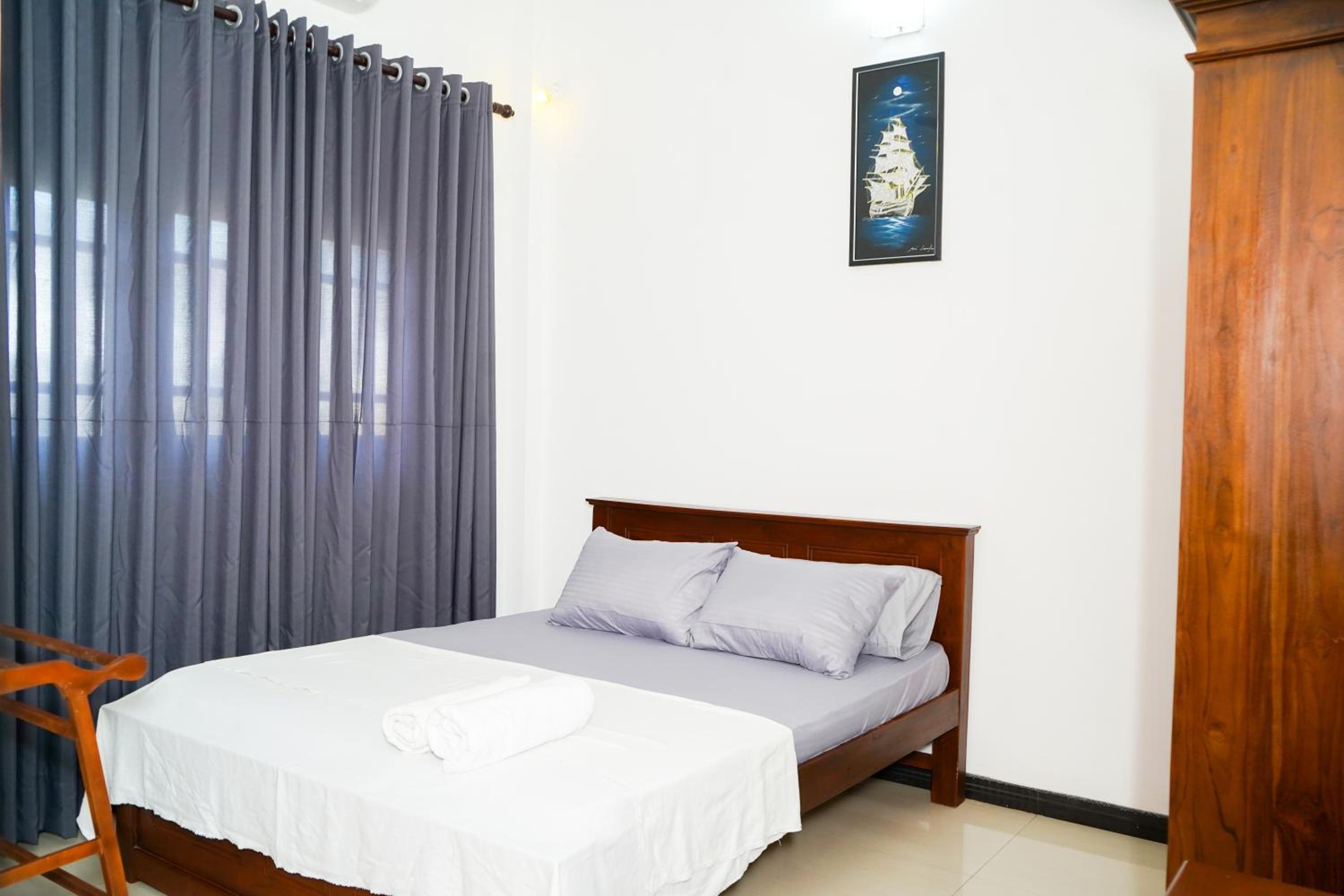 Stay At RichmondHill view 3