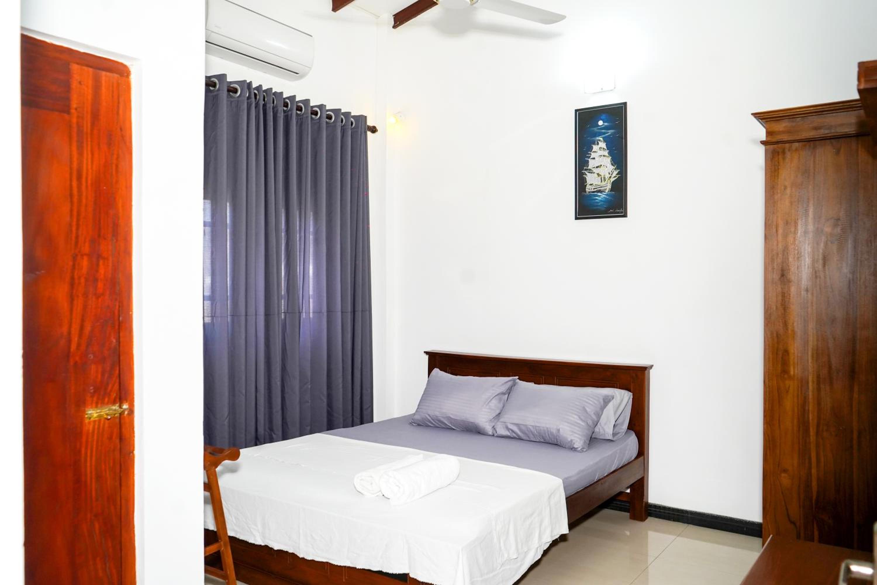Stay At RichmondHill view 4