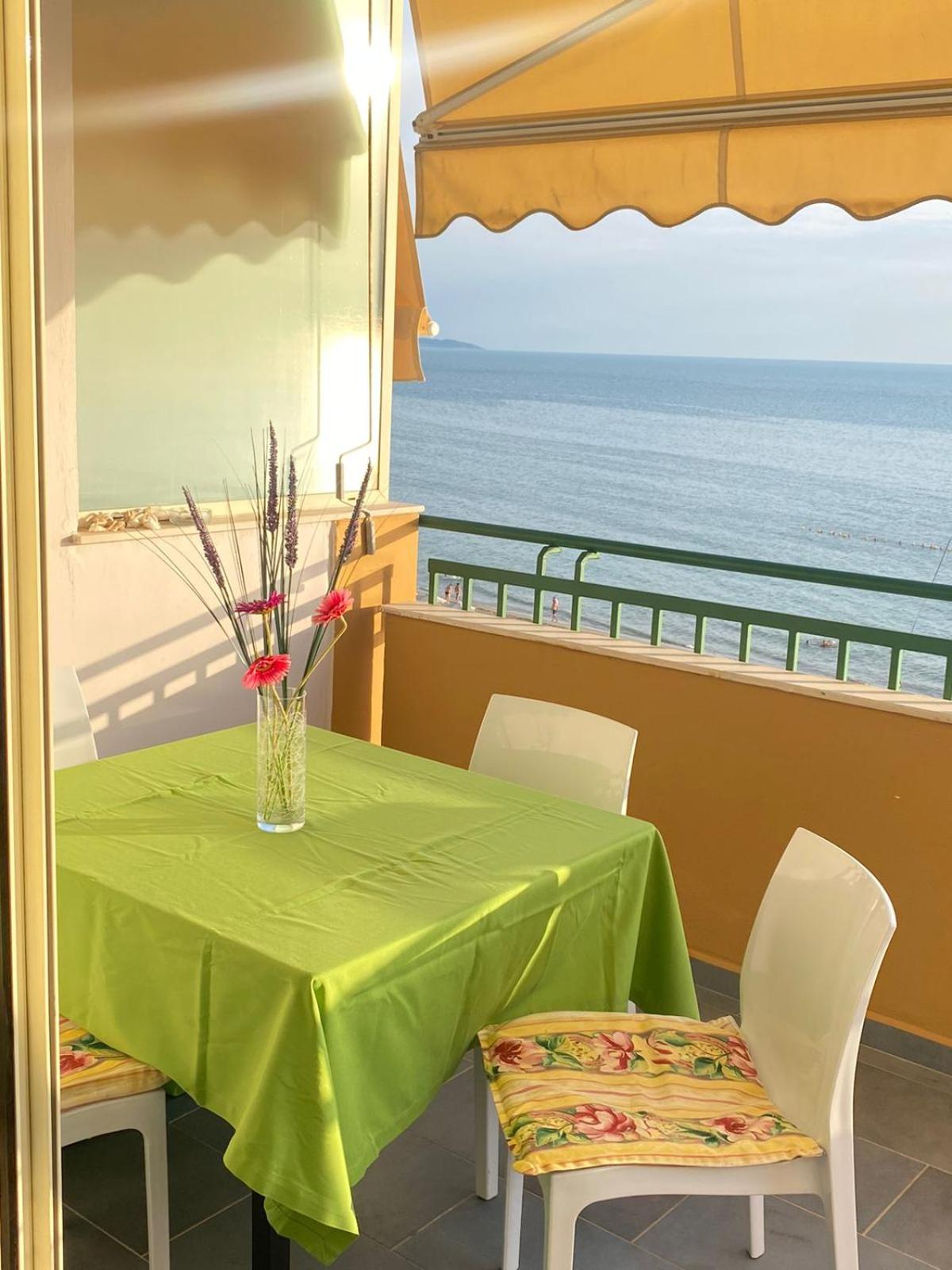 Sunset Serenity Apartment