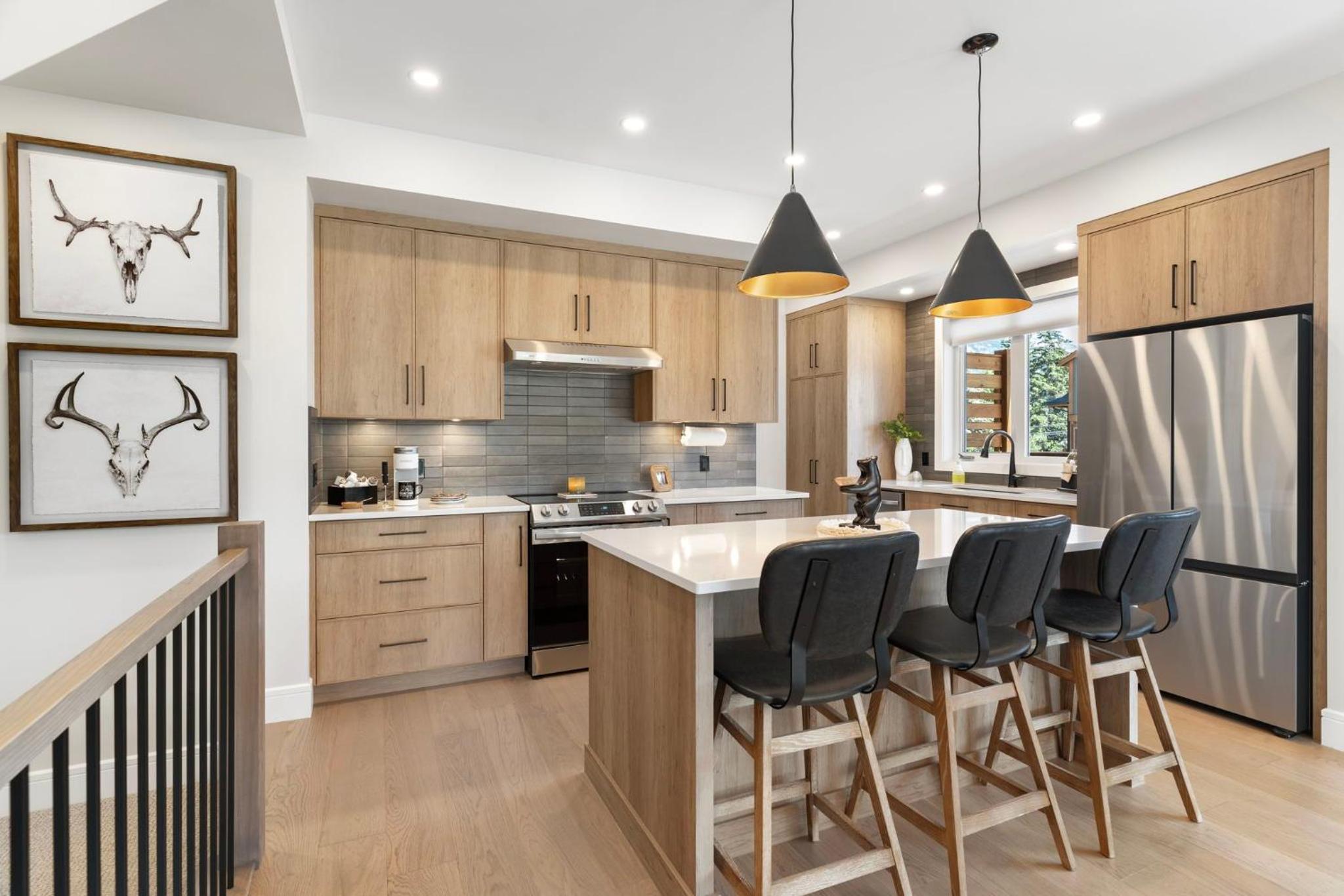 Luxe Retreat by Canadian Rockies Vacation Rentals