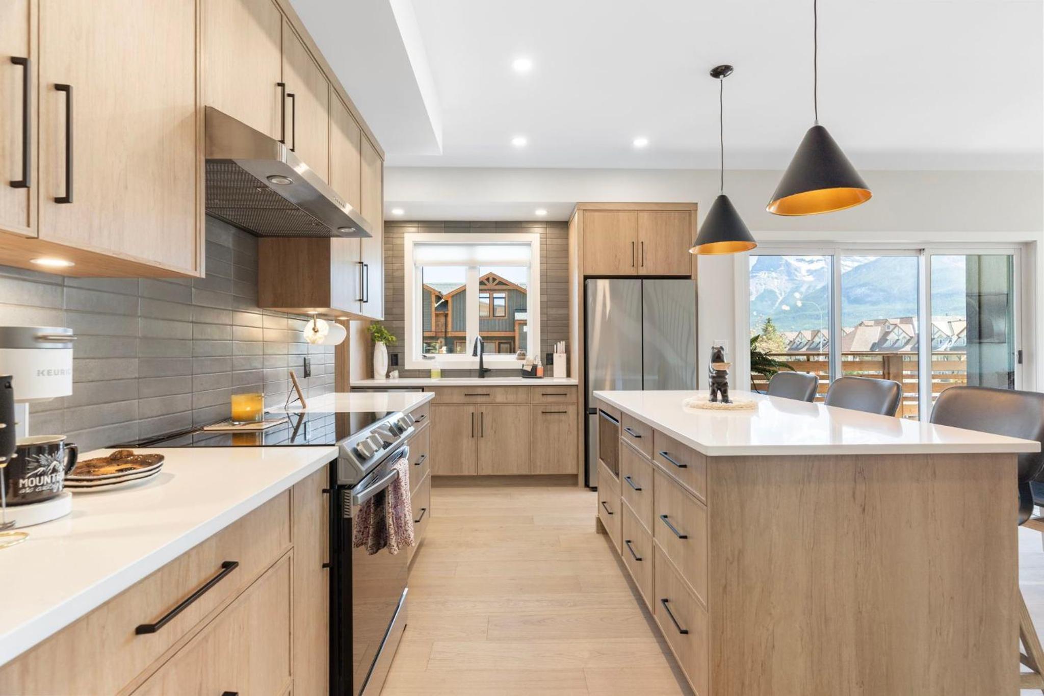 Luxe Retreat by Canadian Rockies Vacation Rentals