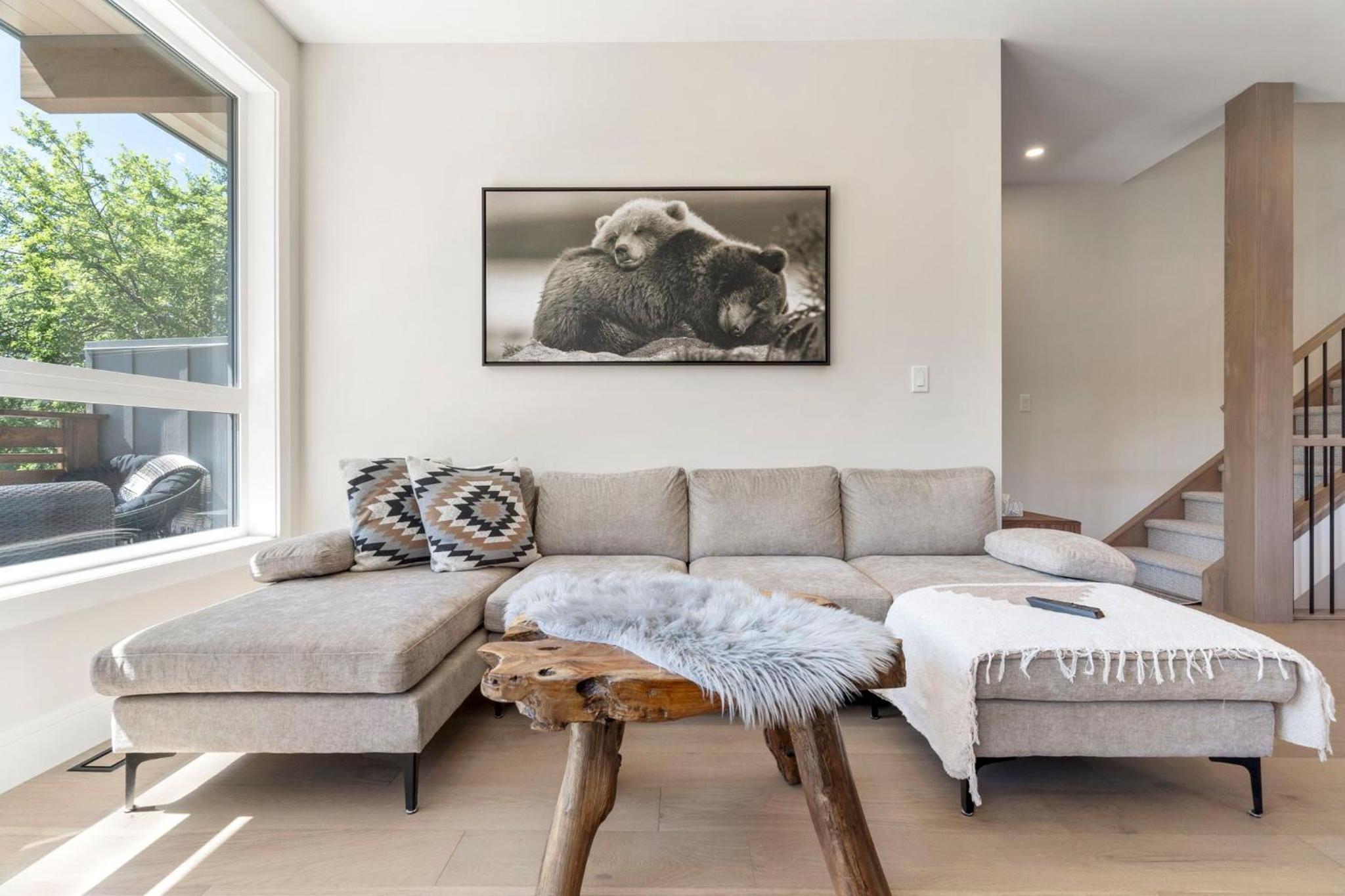 Luxe Retreat by Canadian Rockies Vacation Rentals