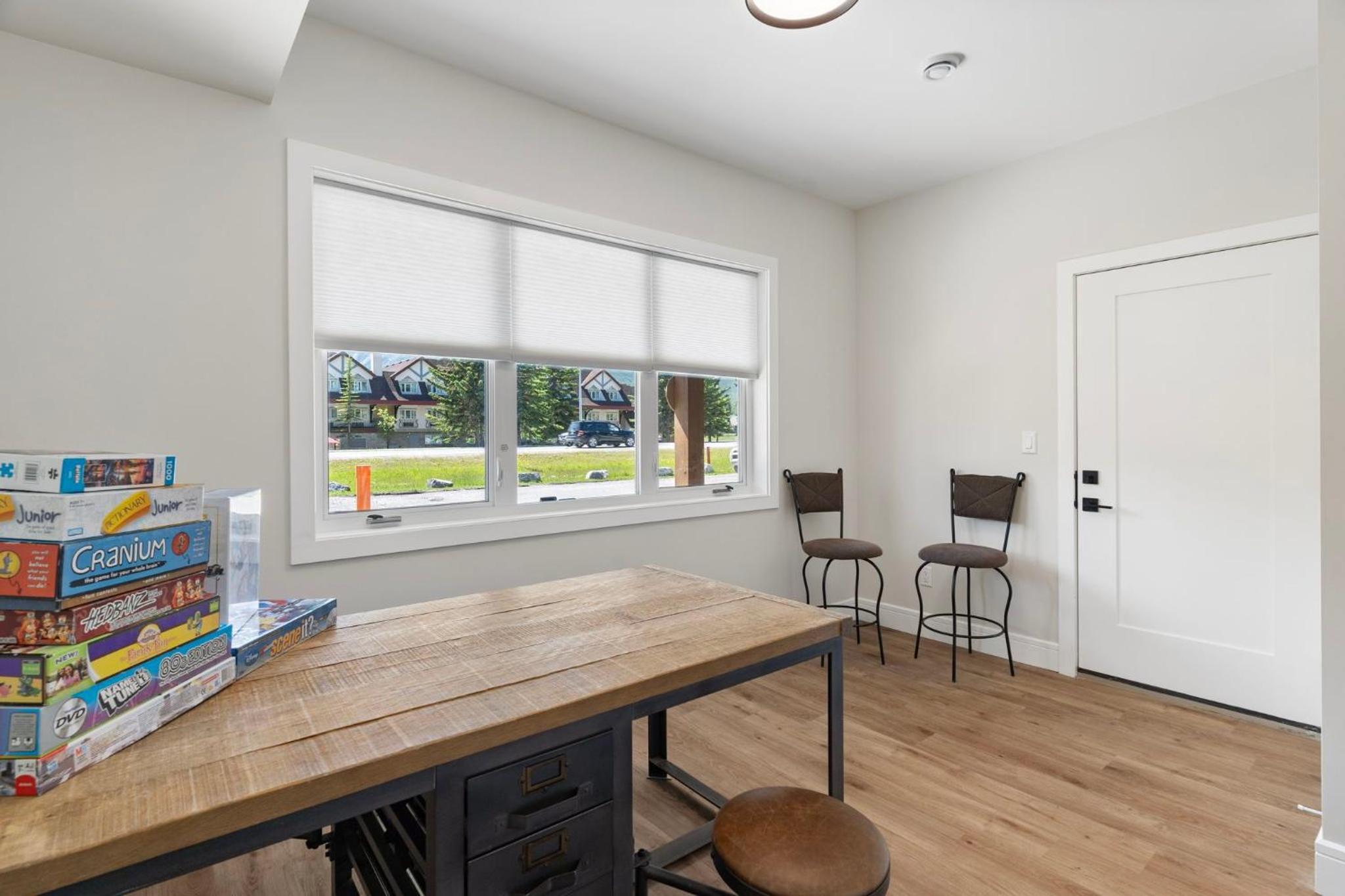 Luxe Retreat by Canadian Rockies Vacation Rentals