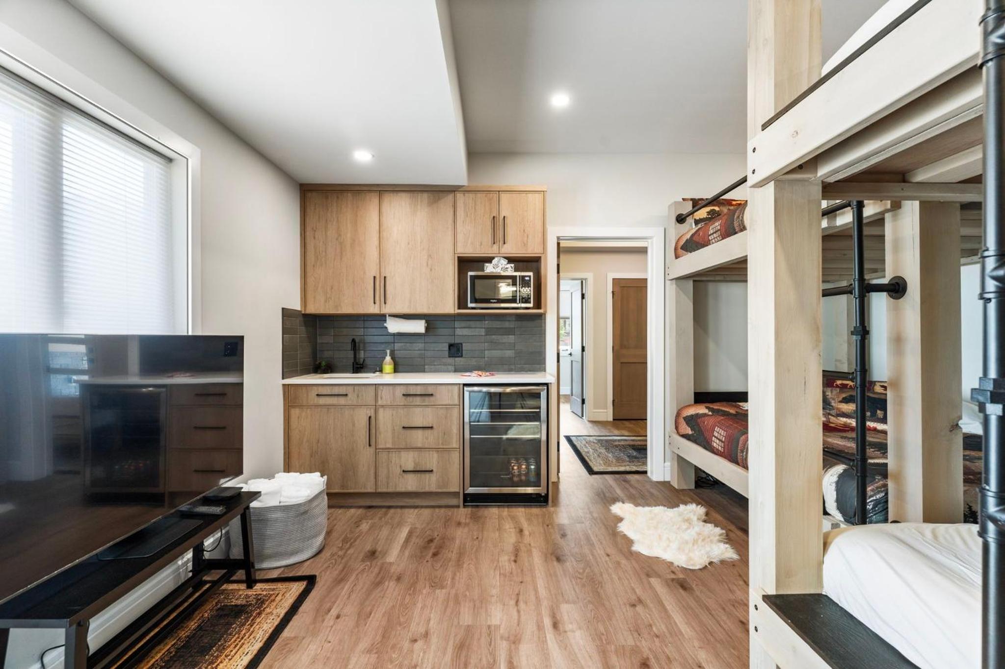 Luxe Retreat by Canadian Rockies Vacation Rentals