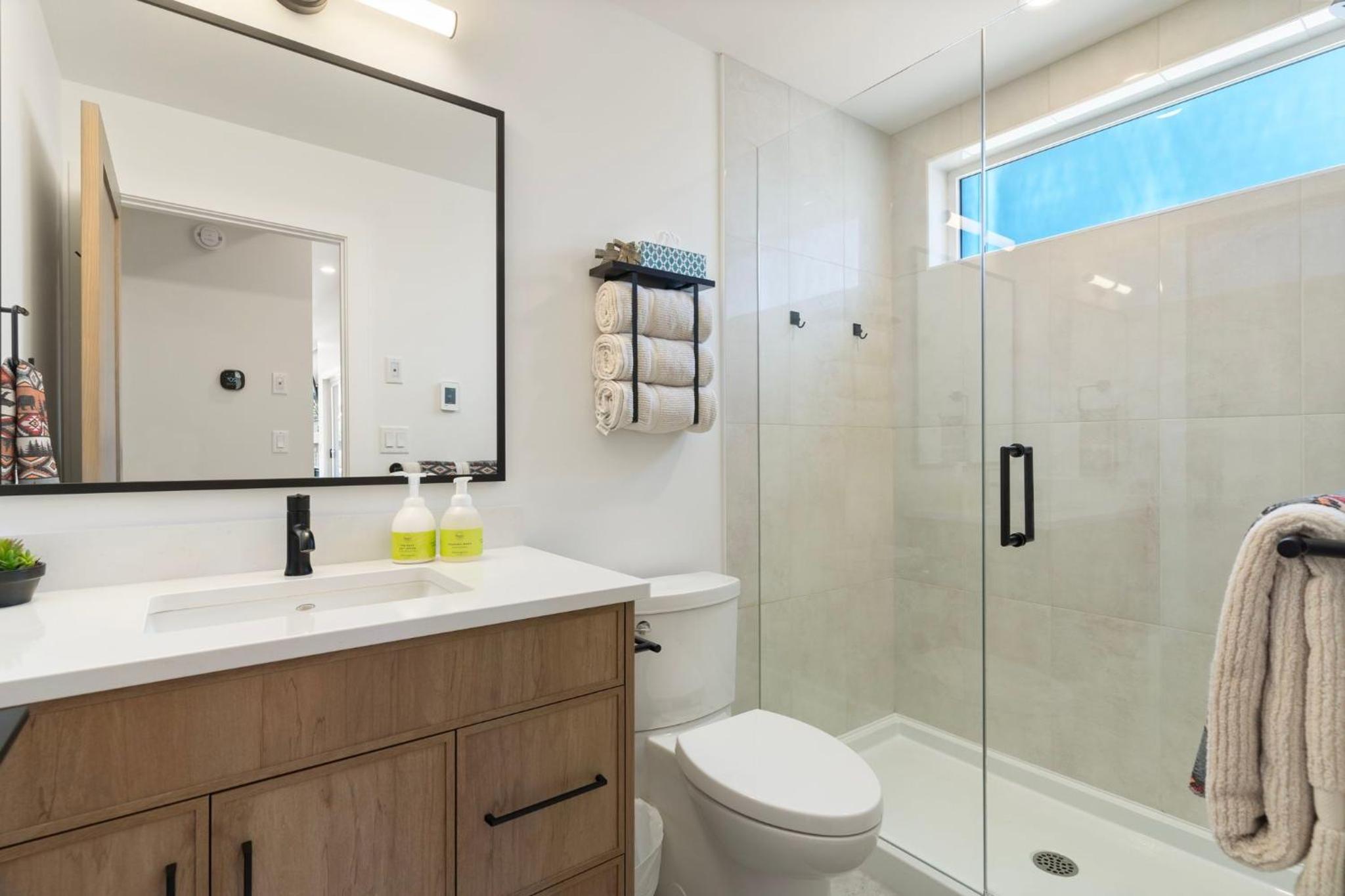 Luxe Retreat by Canadian Rockies Vacation Rentals