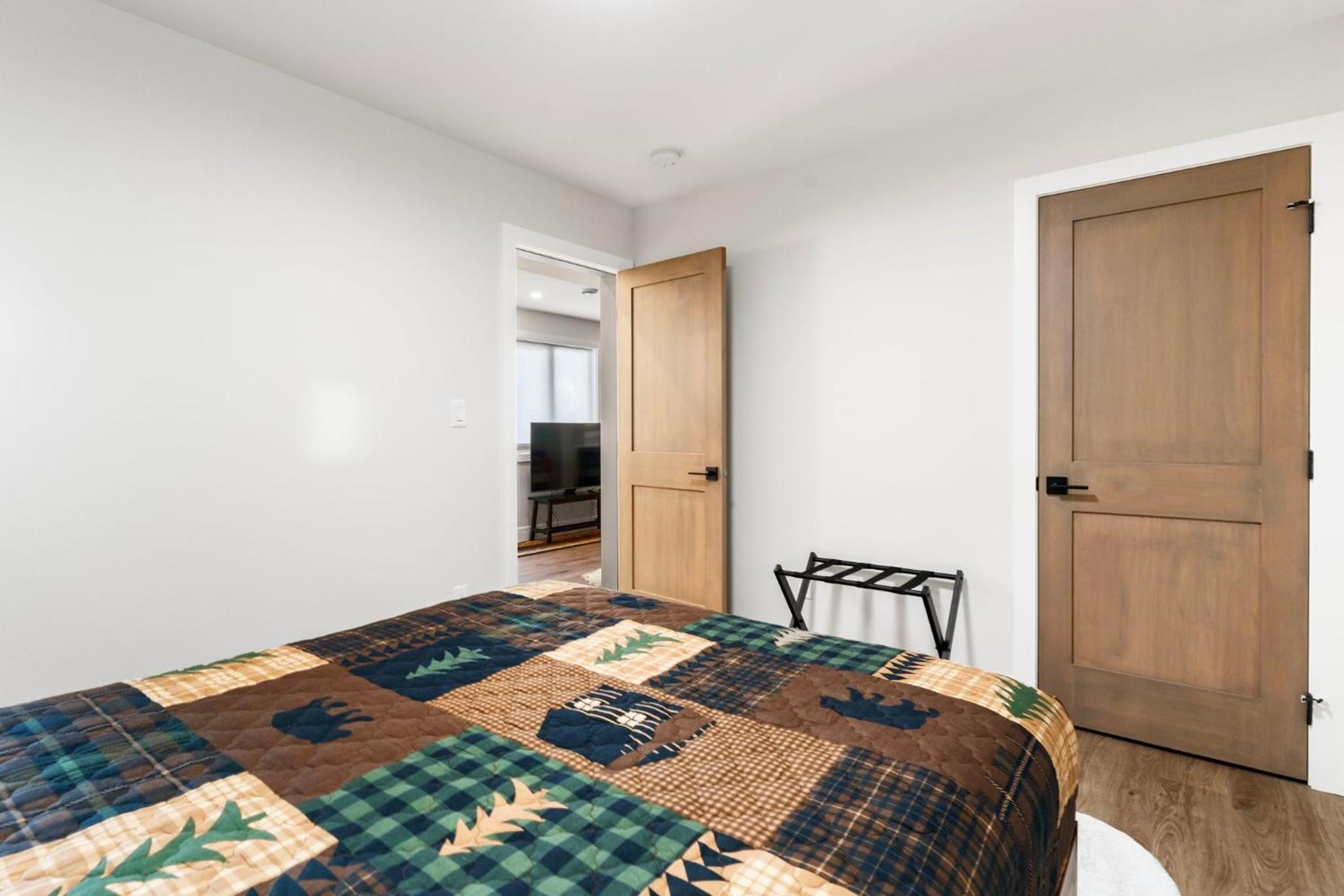 Luxe Retreat by Canadian Rockies Vacation Rentals