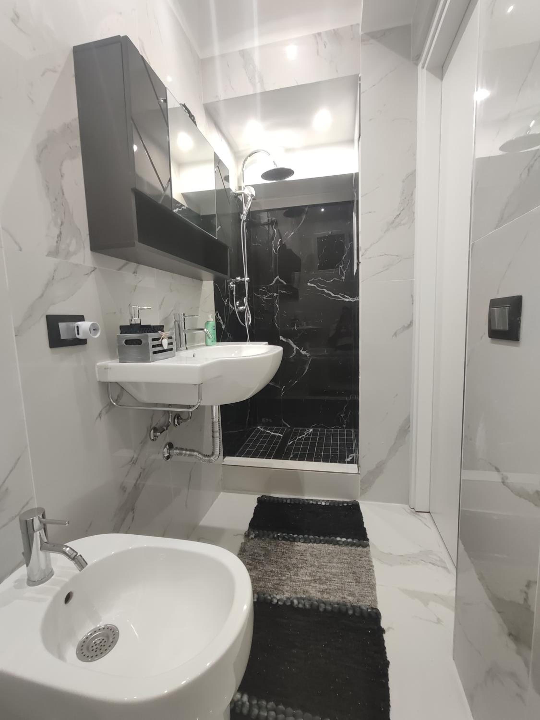 La casetta di Davide en Palermo — bathroom