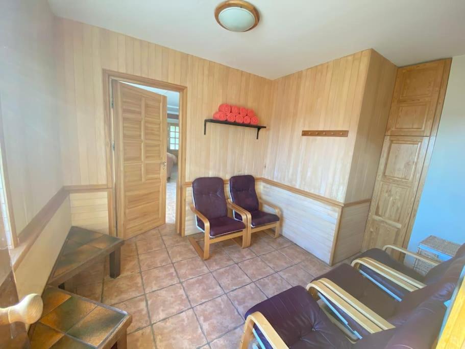 Luxury Waterfront Retreat with Panorama Room & Sauna at Sinso Talu