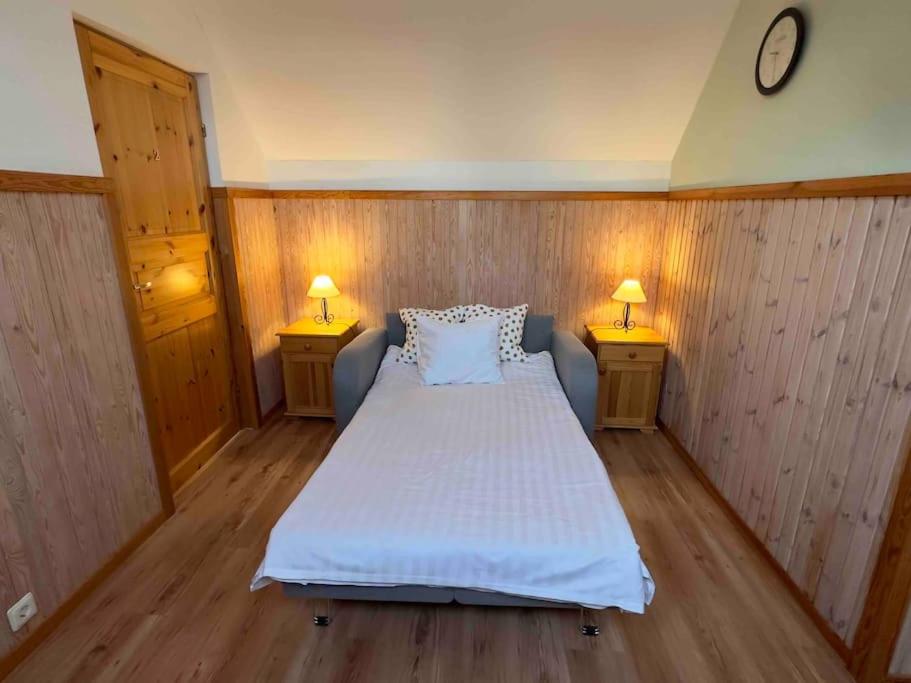 Luxury Waterfront Retreat with Panorama Room & Sauna at Sinso Talu