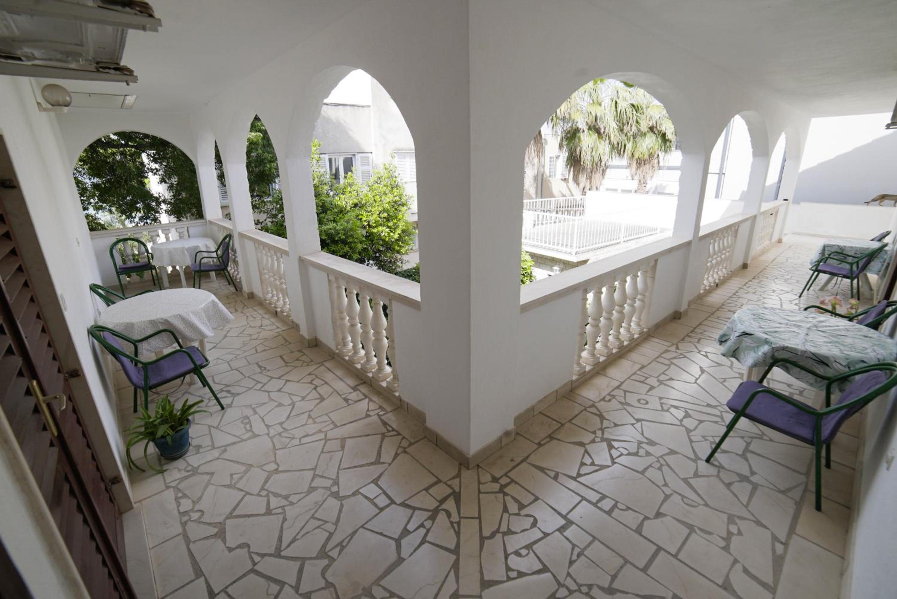 Seaside Apartments