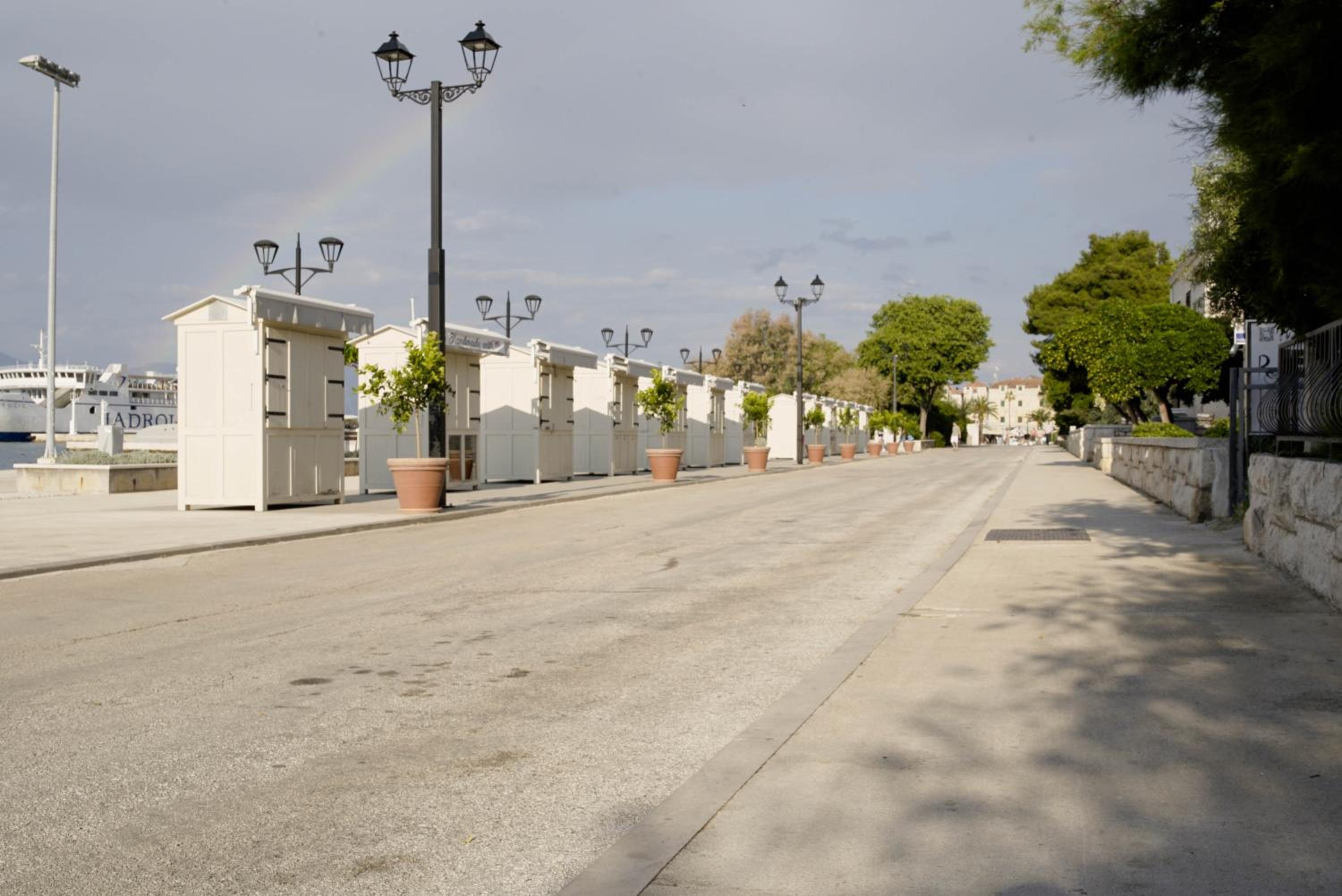 Seaside Apartments