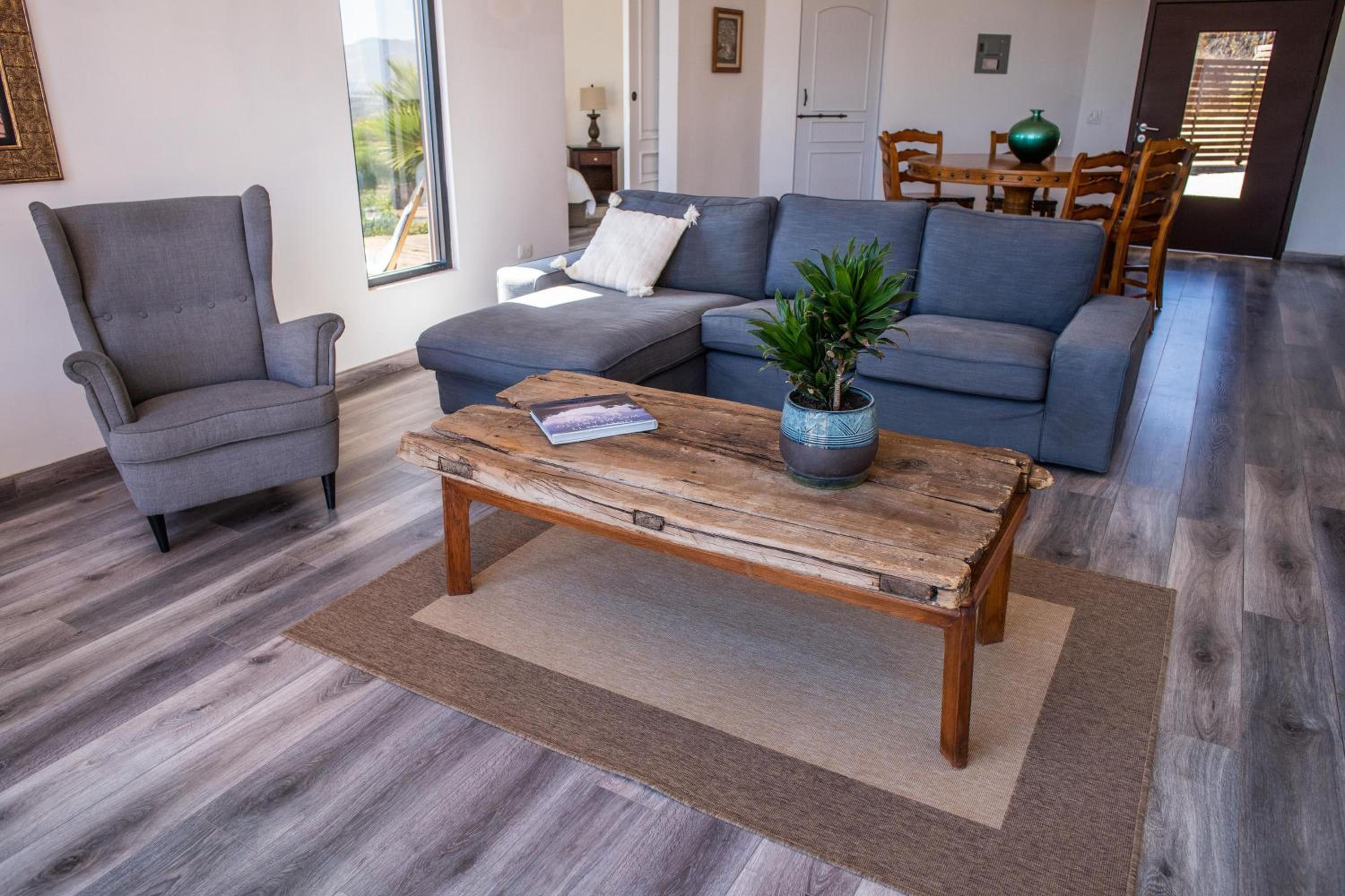 Rancho Cien Piedras