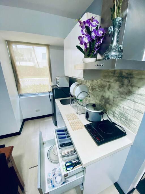 Azure Affordable Staycation near NAIA Terminal view 5