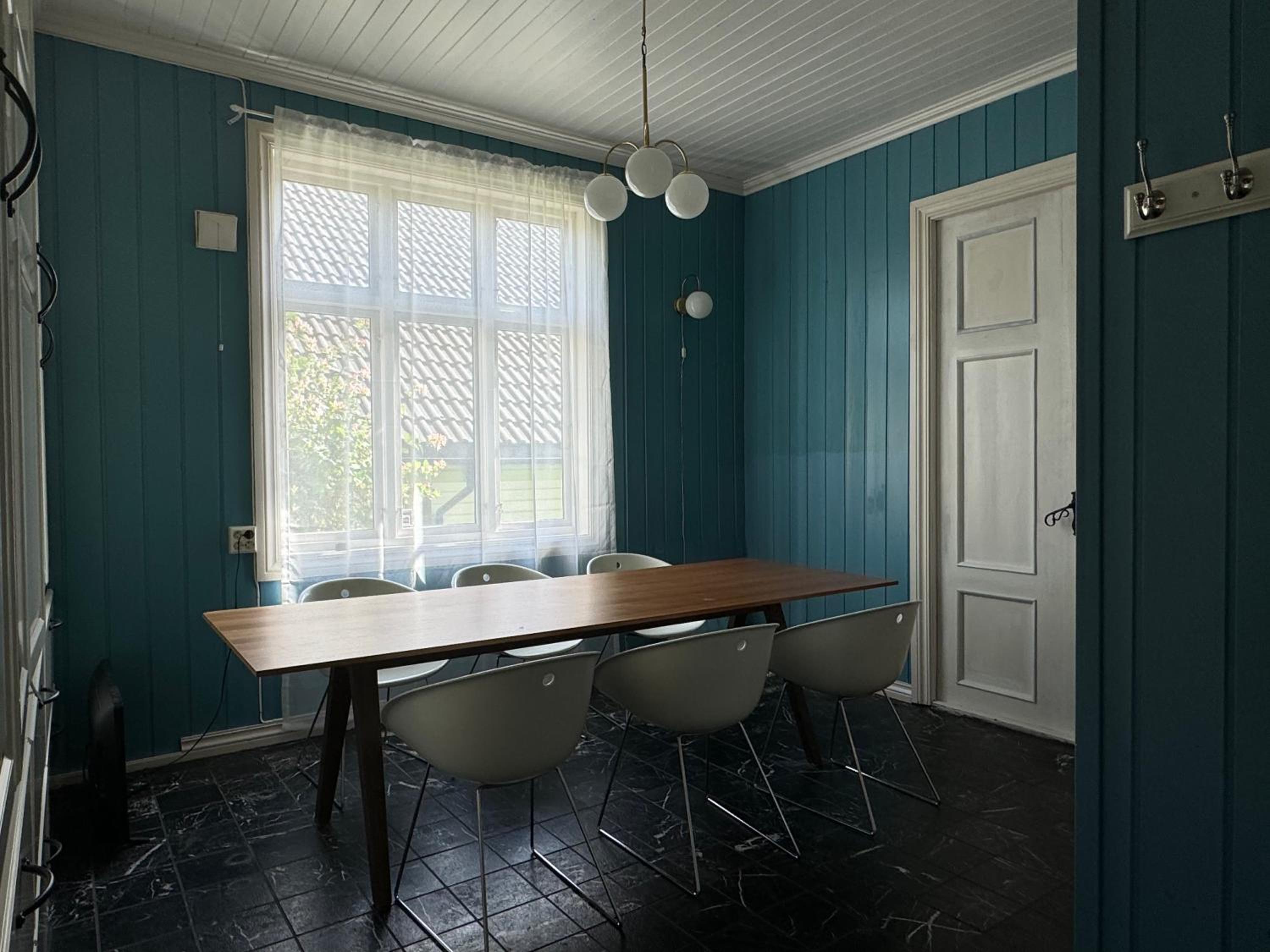 Leilighet i villa, 3 soverom med parkering-nær sentrum - Open for ONS 2026 view 2
