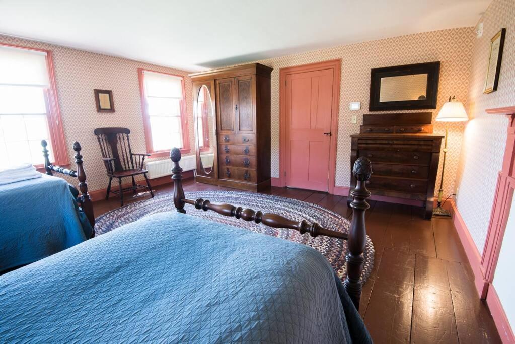 The Dutton Farmhouse