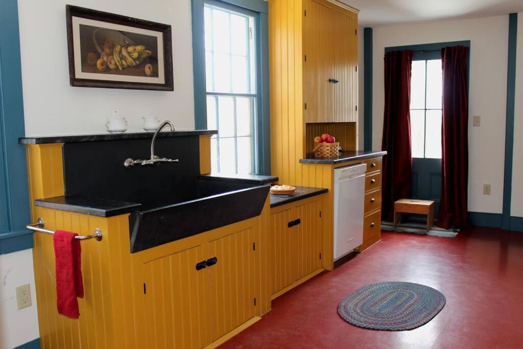 The Dutton Farmhouse