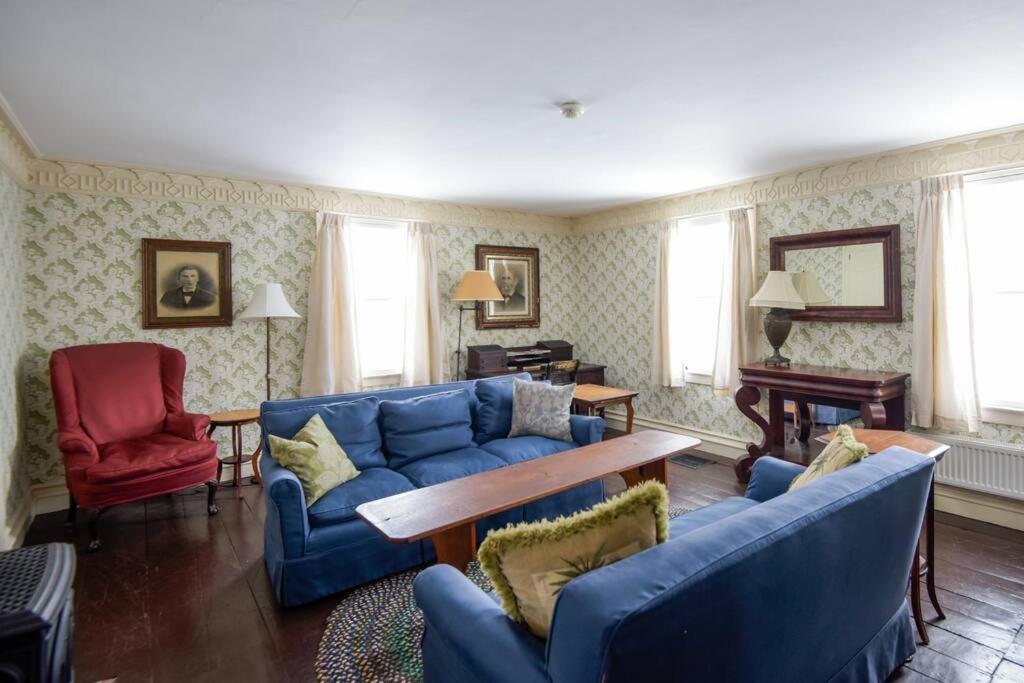 The Dutton Farmhouse