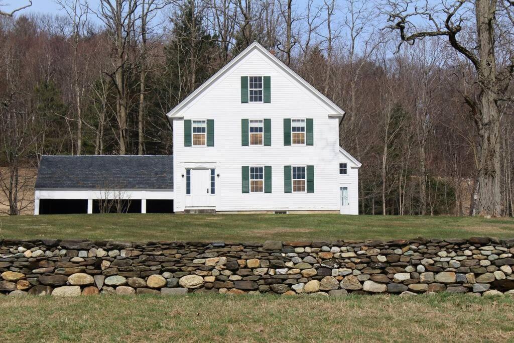 The Dutton Farmhouse