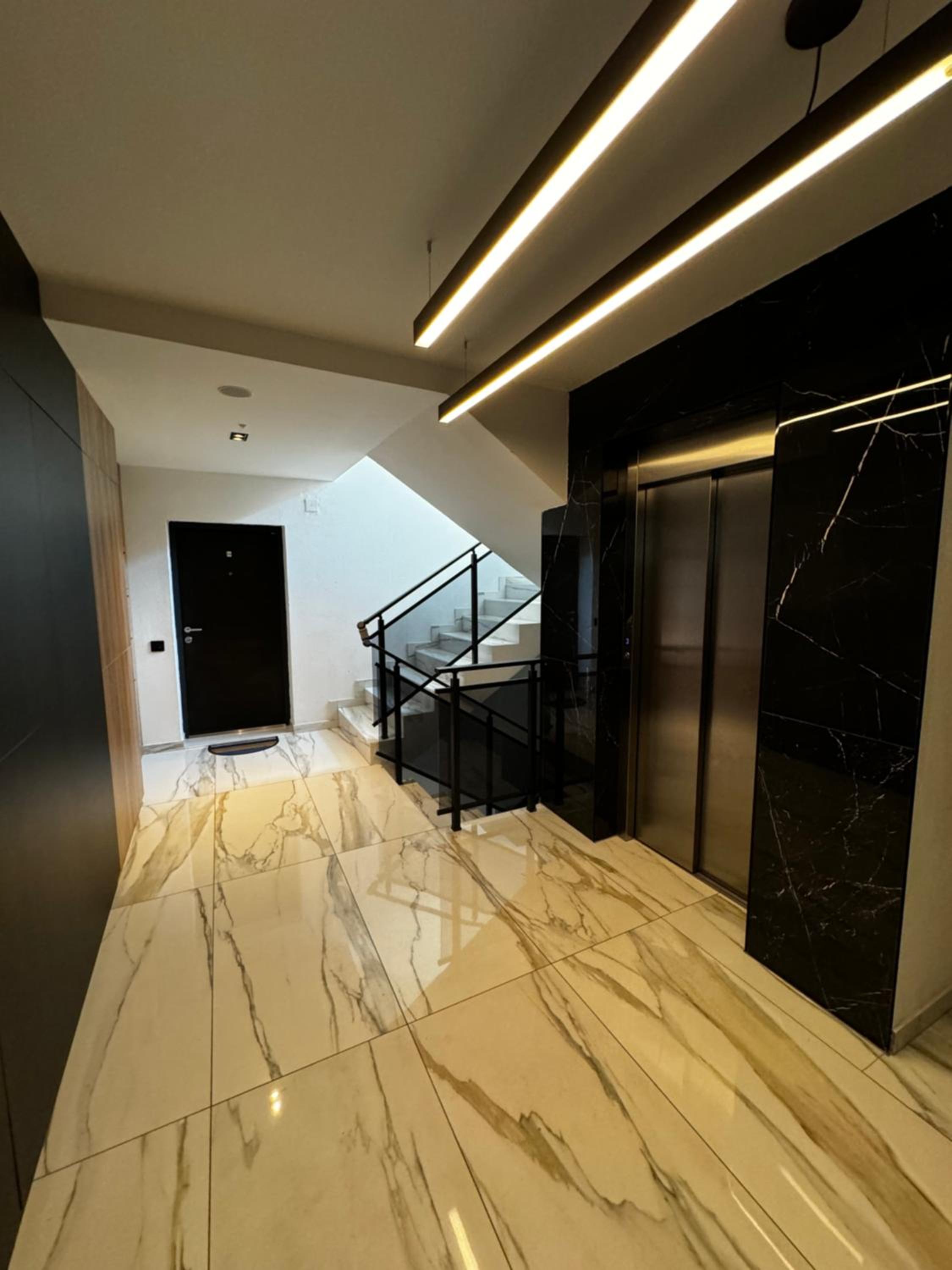 MAR Residence 14 view 5