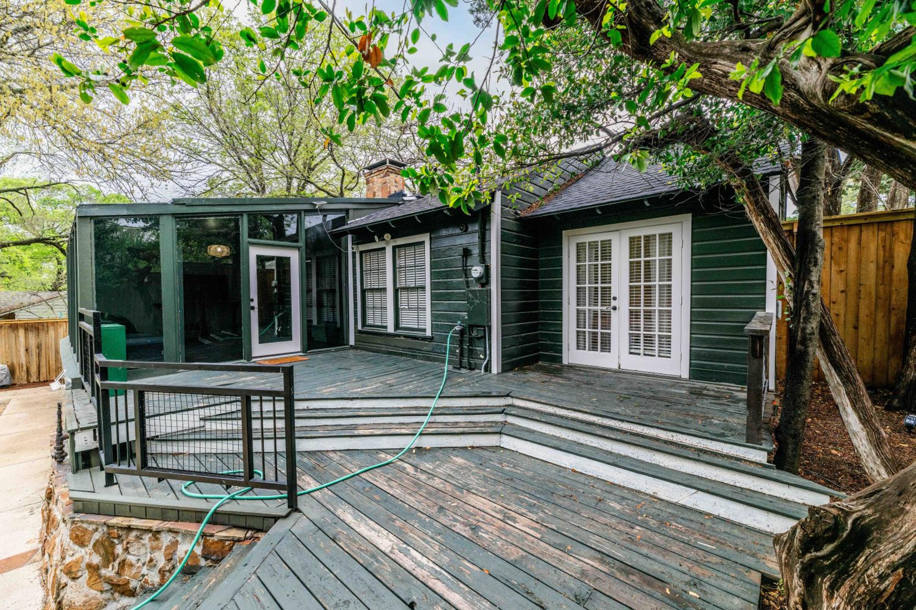 Kessler Park Getaway