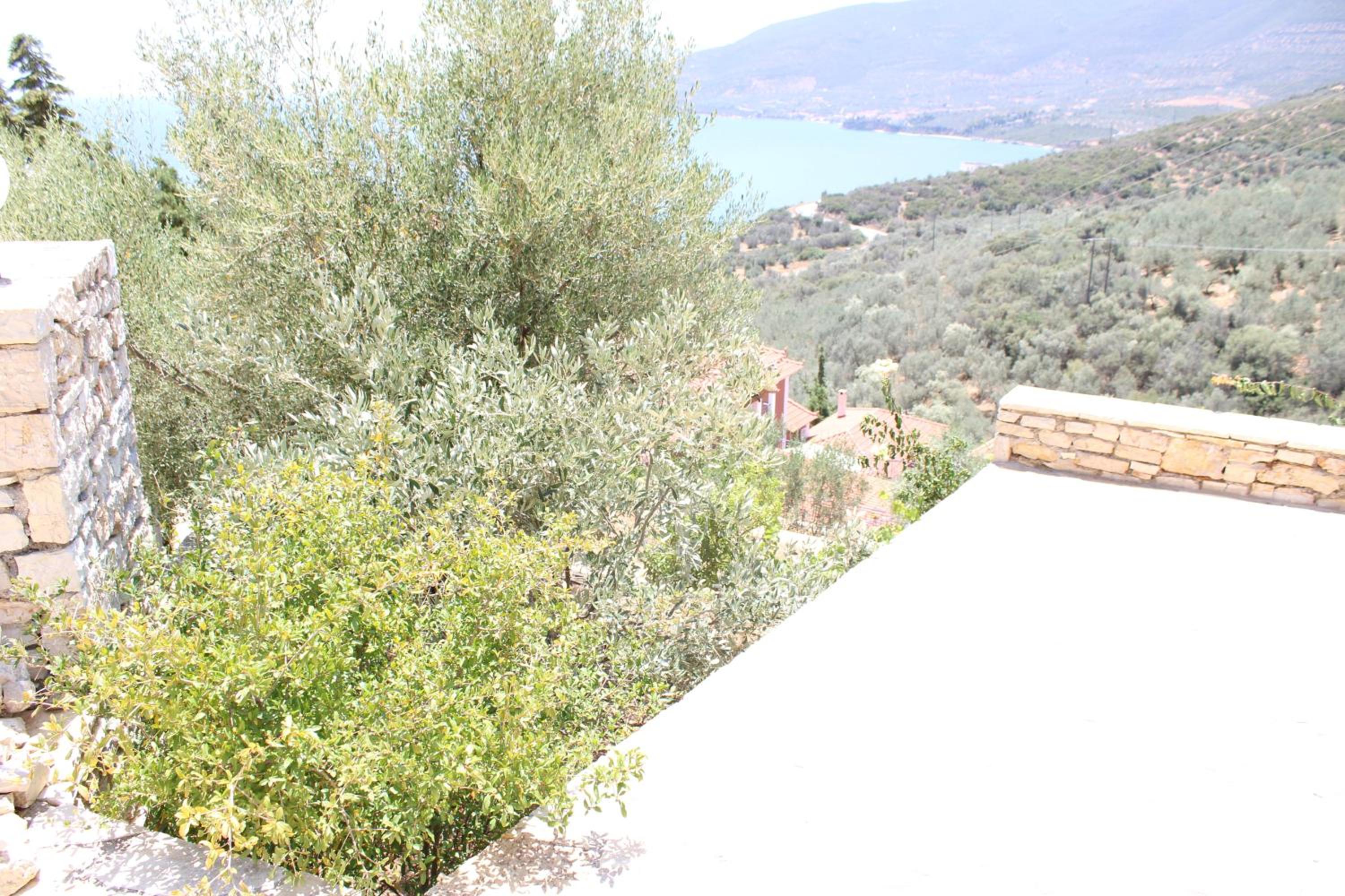 VILLA gALINI