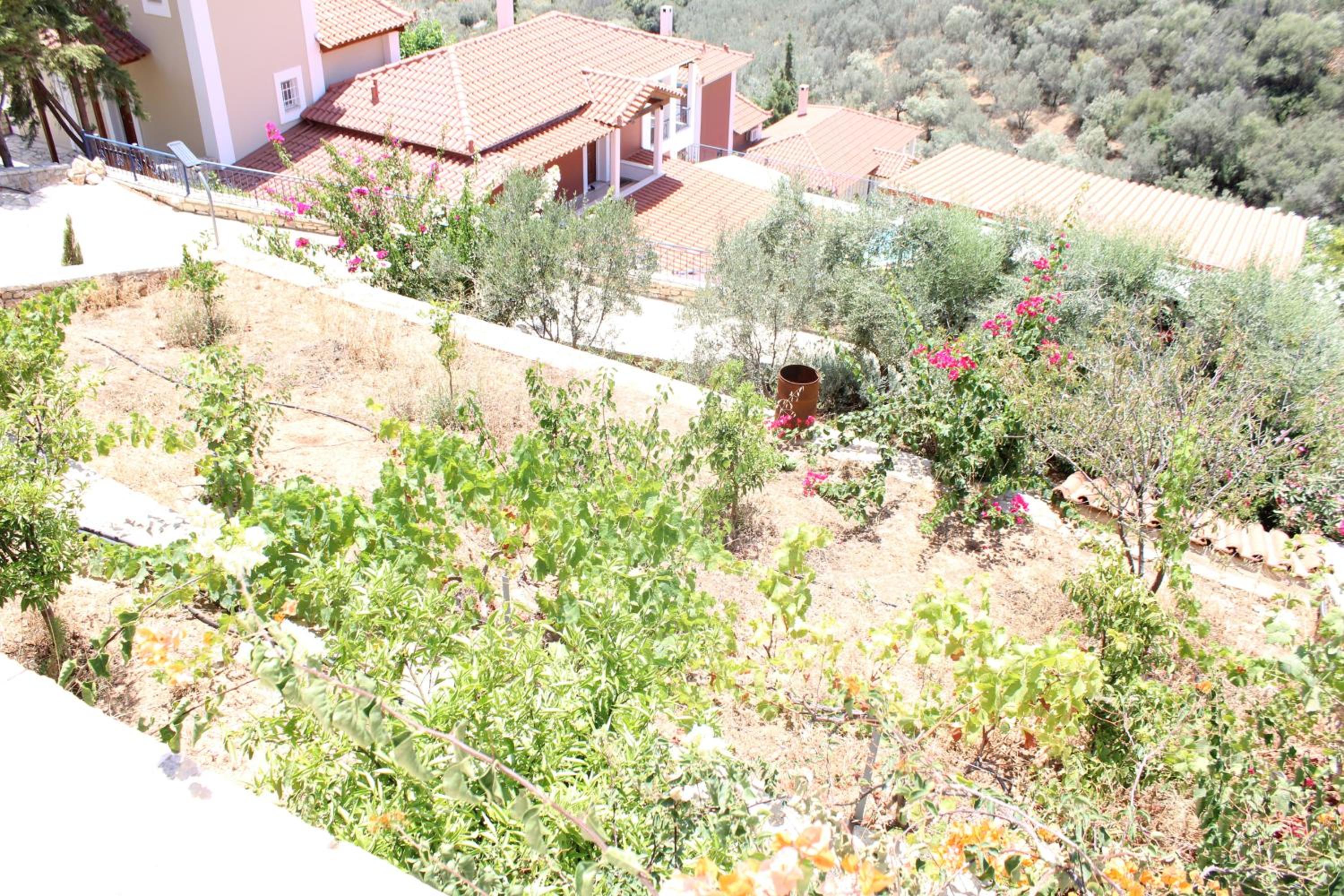VILLA gALINI