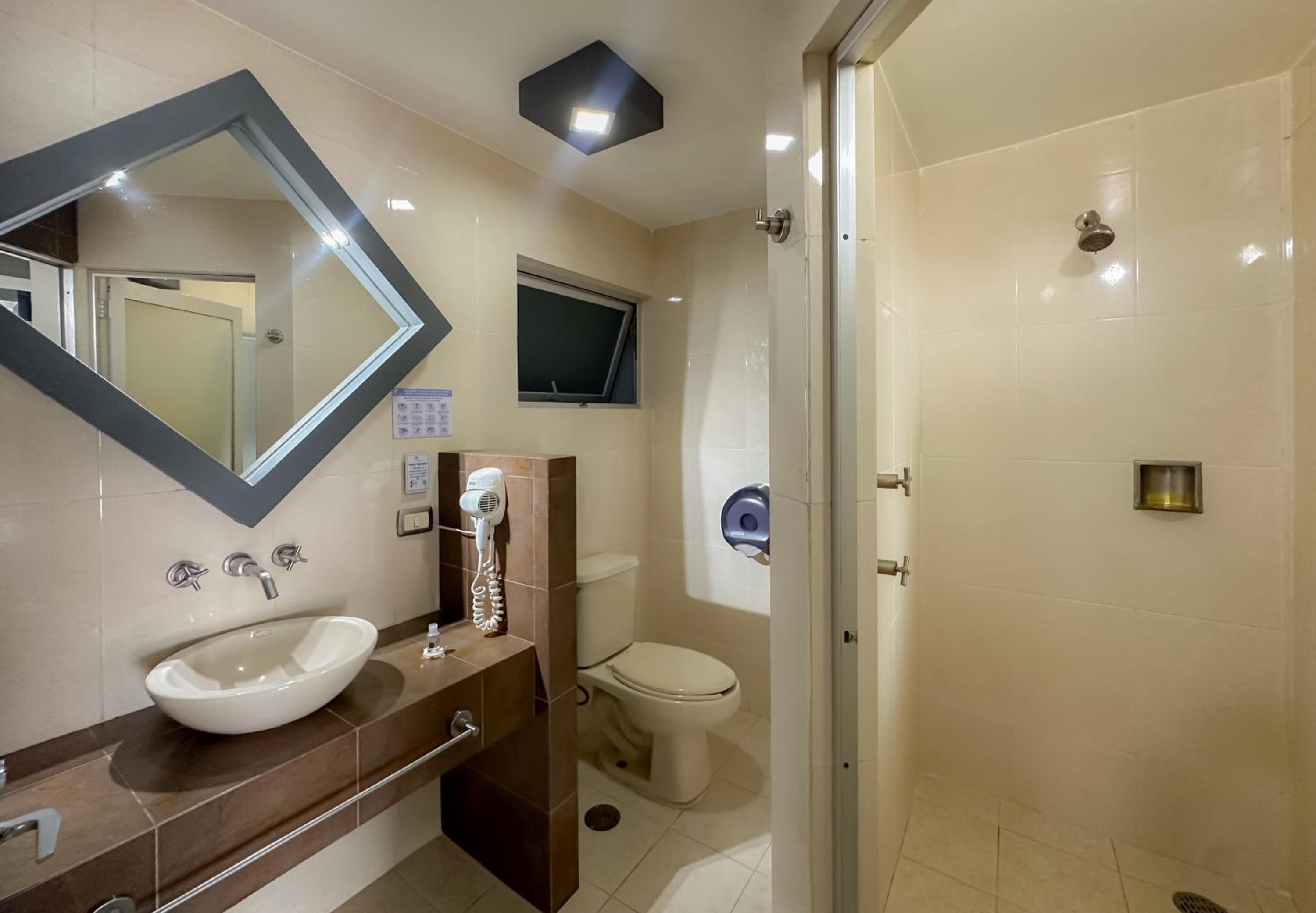 Xalapa Vacations - Auto Hotel Mediterraneo - Property Image 8