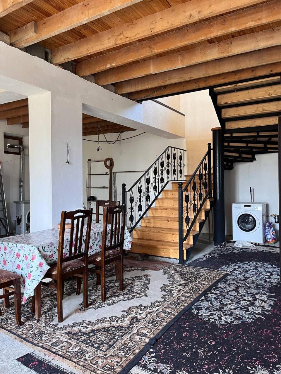 Haftoni Village House