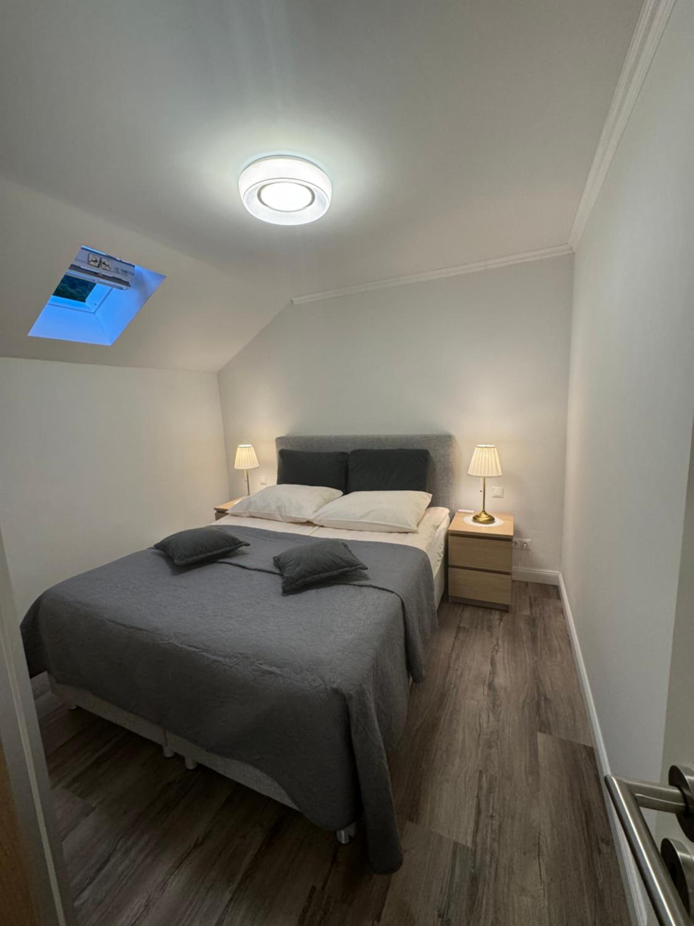 Apartment A&A