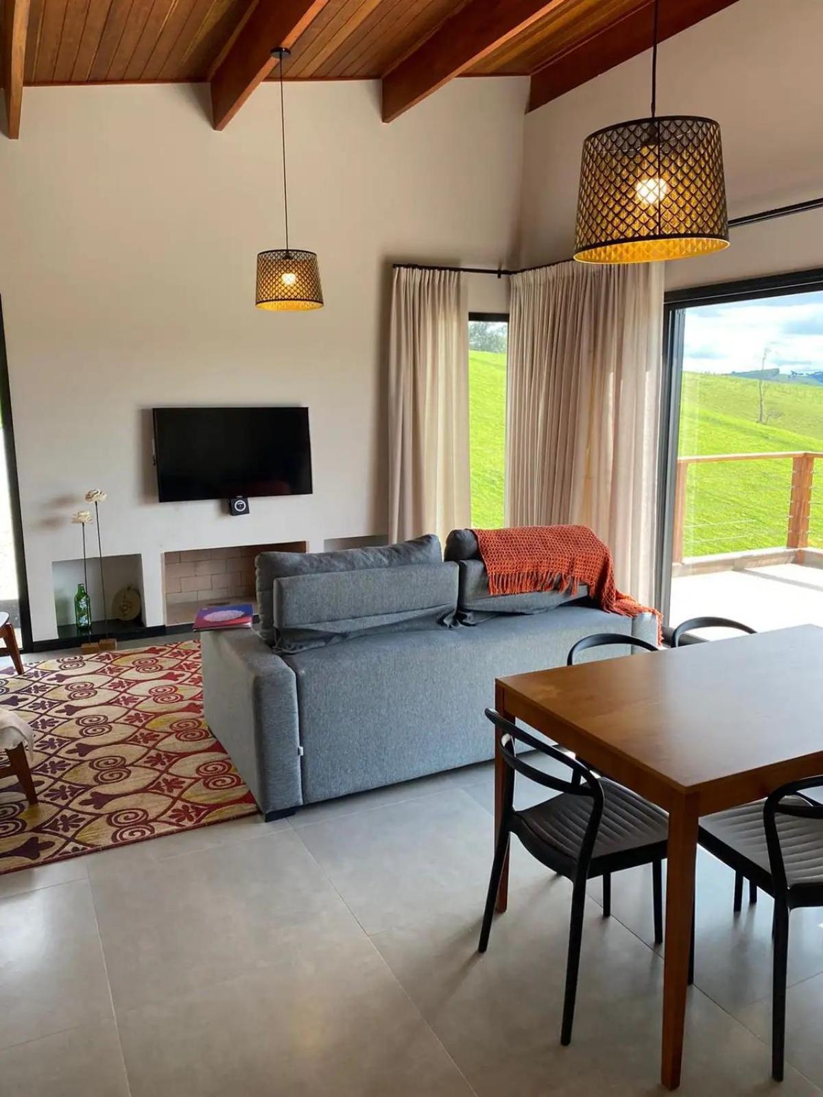 Casa de Campo em Cunha - Vila Santa Cruz Cunha - Vista Exuberante