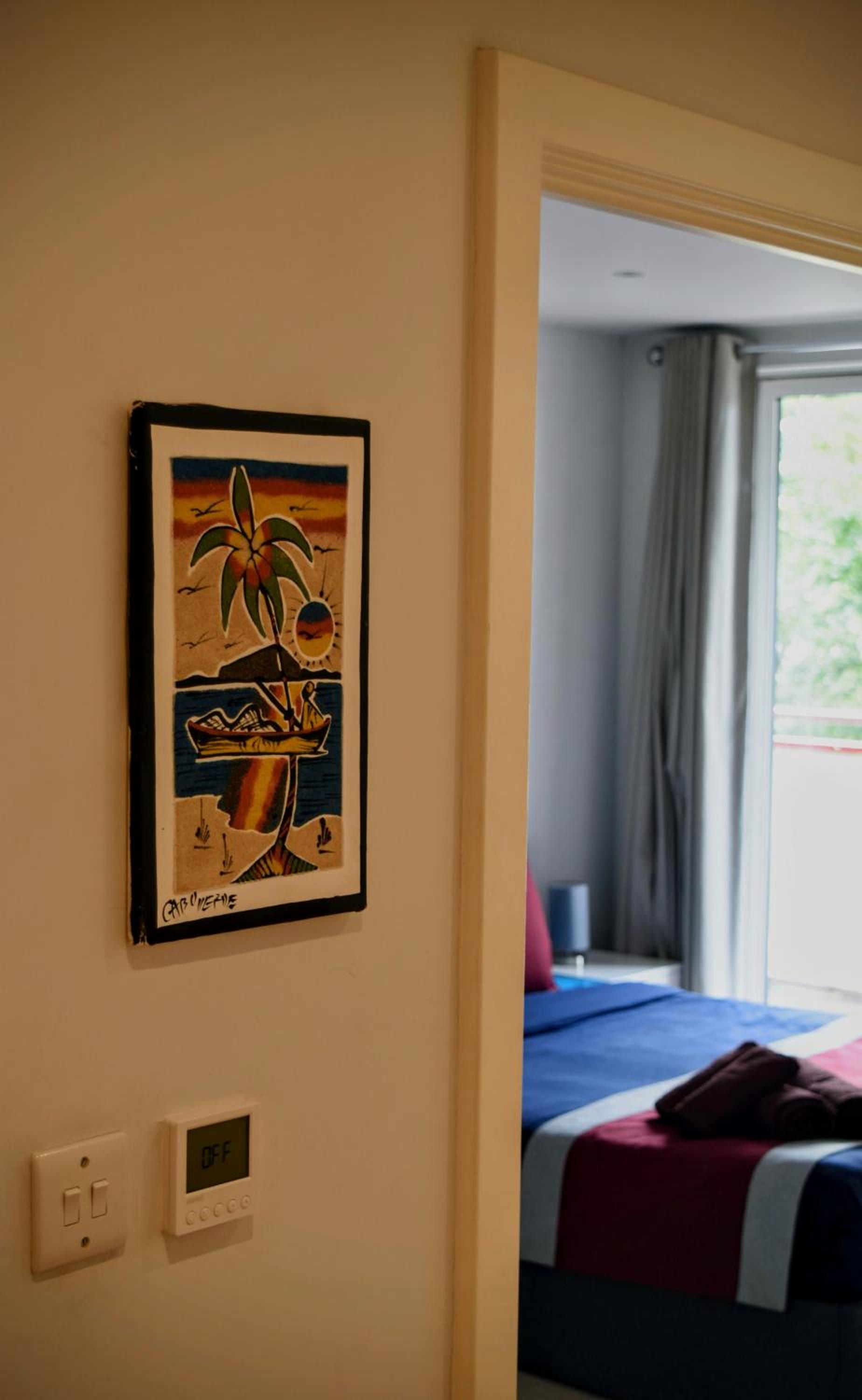 Modern London Apartment near Greenwich - Rooftop City View