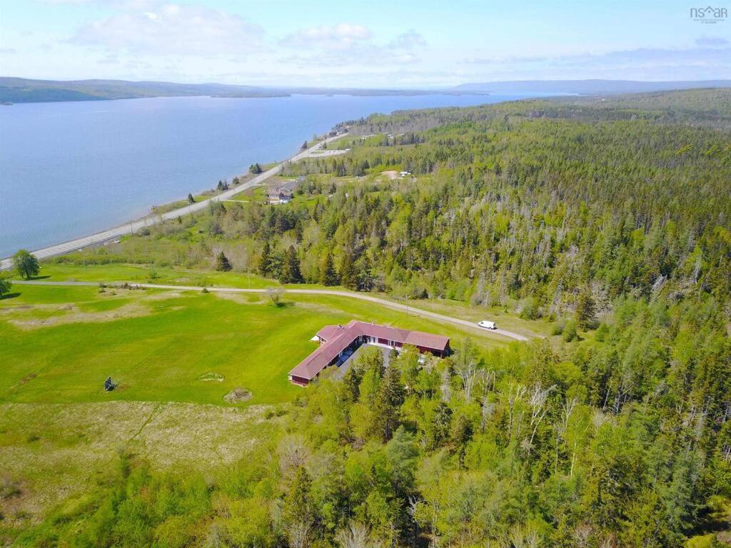 Baddeck Inn