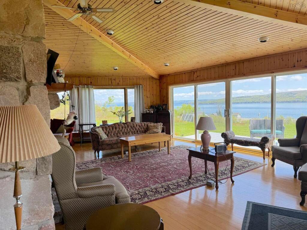 Baddeck Inn