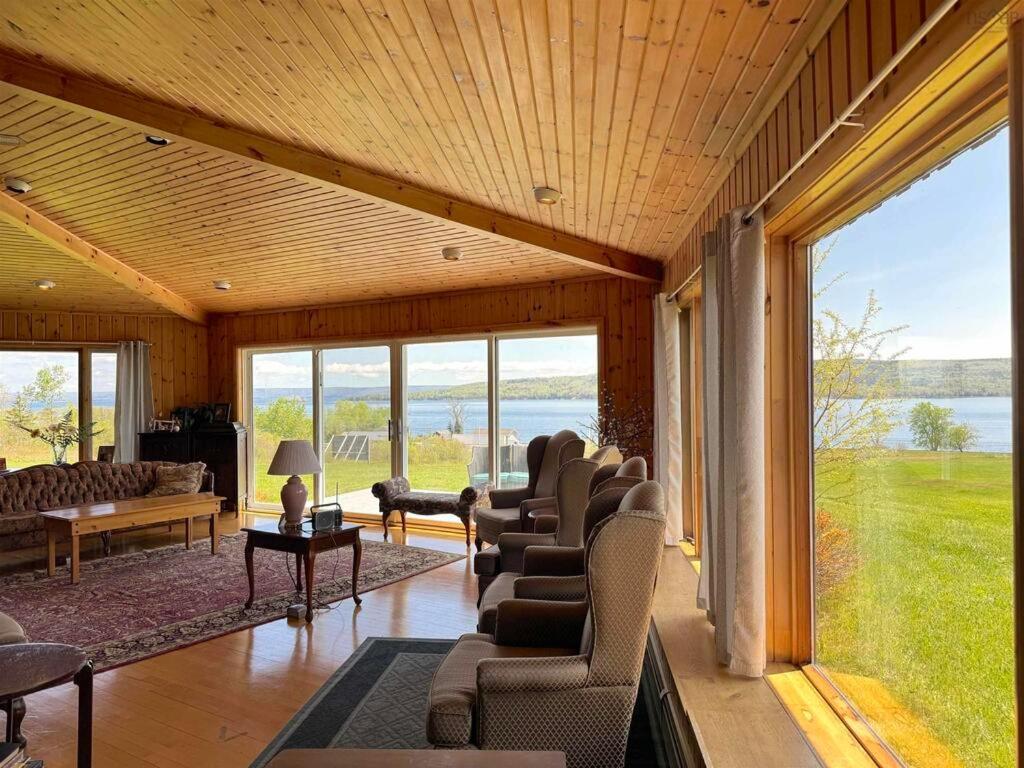 Baddeck Inn