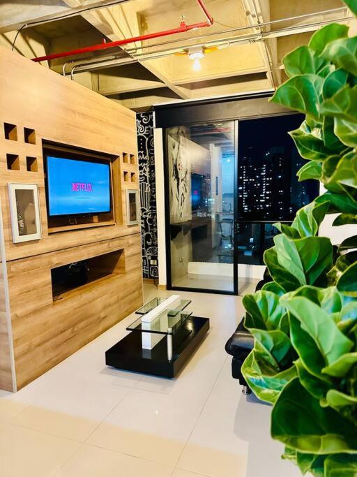 Modern Floor