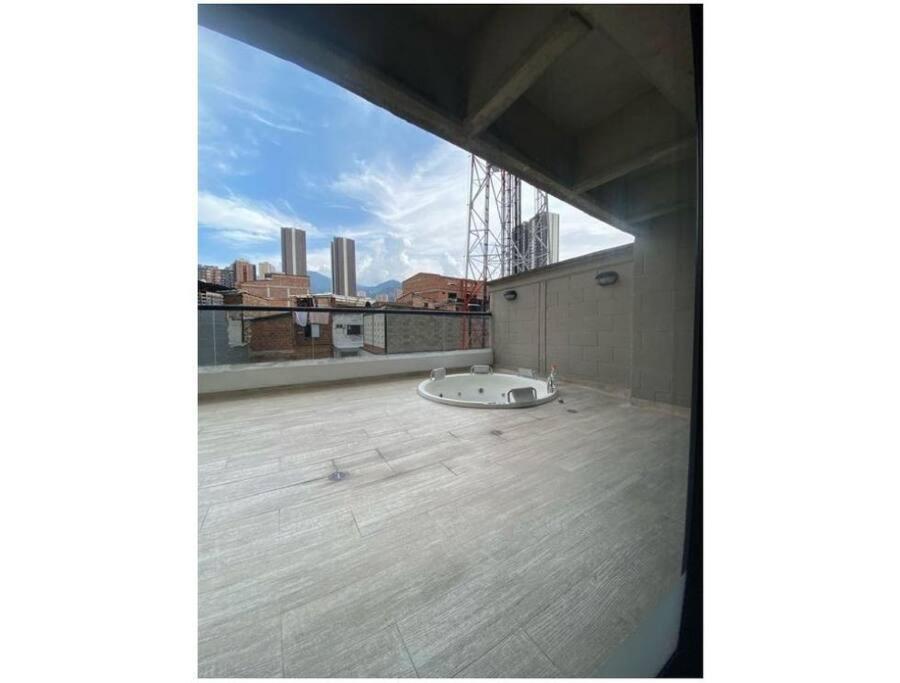 Modern Floor