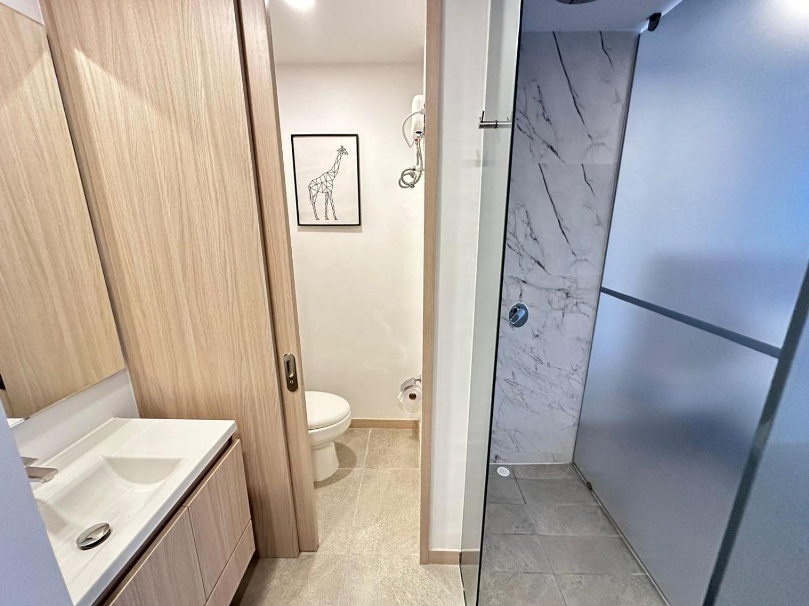 Belmonte403-Hermoso apartaestudio en avenida centenario