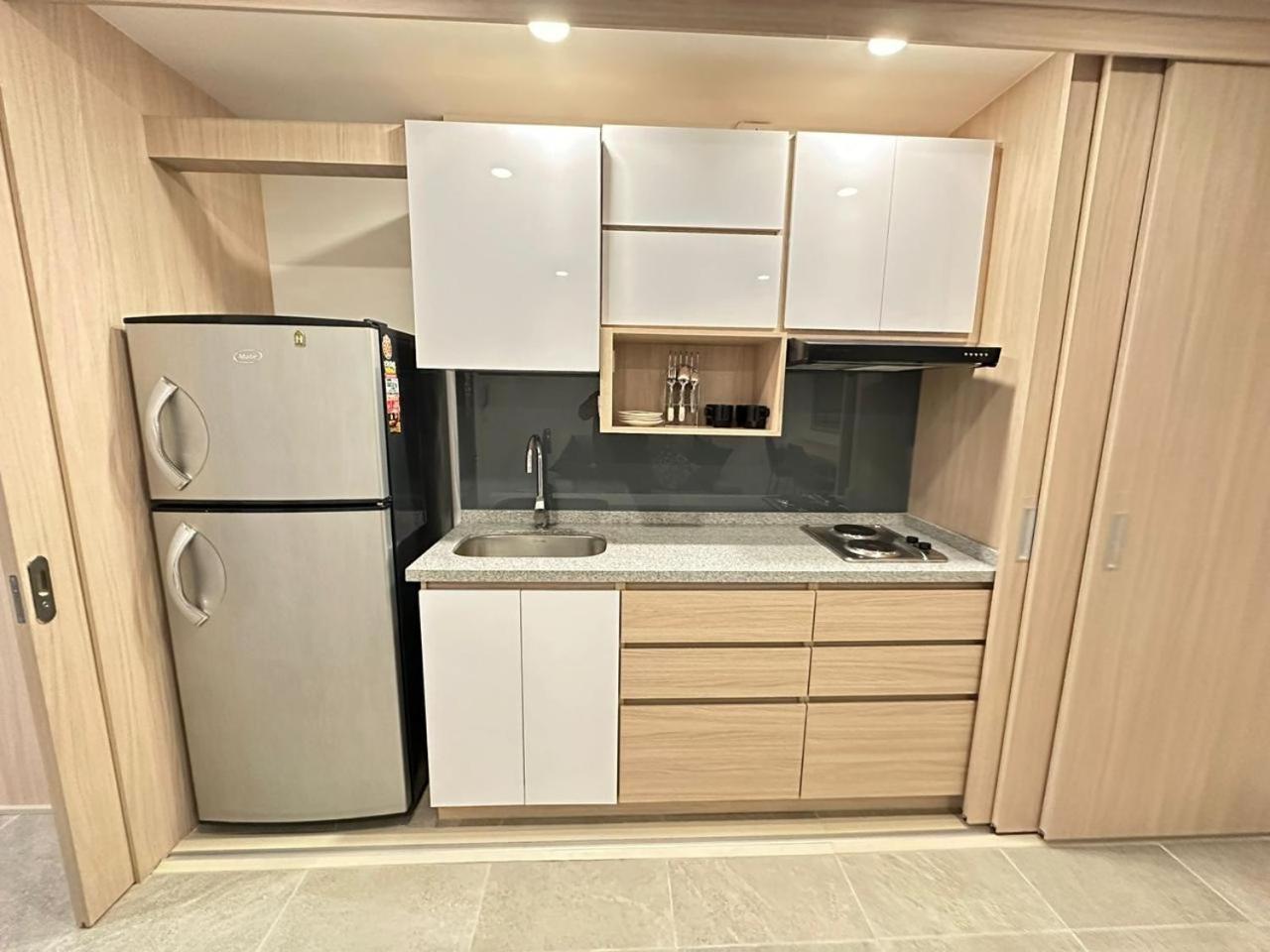 Belmonte403-Hermoso apartaestudio en avenida centenario