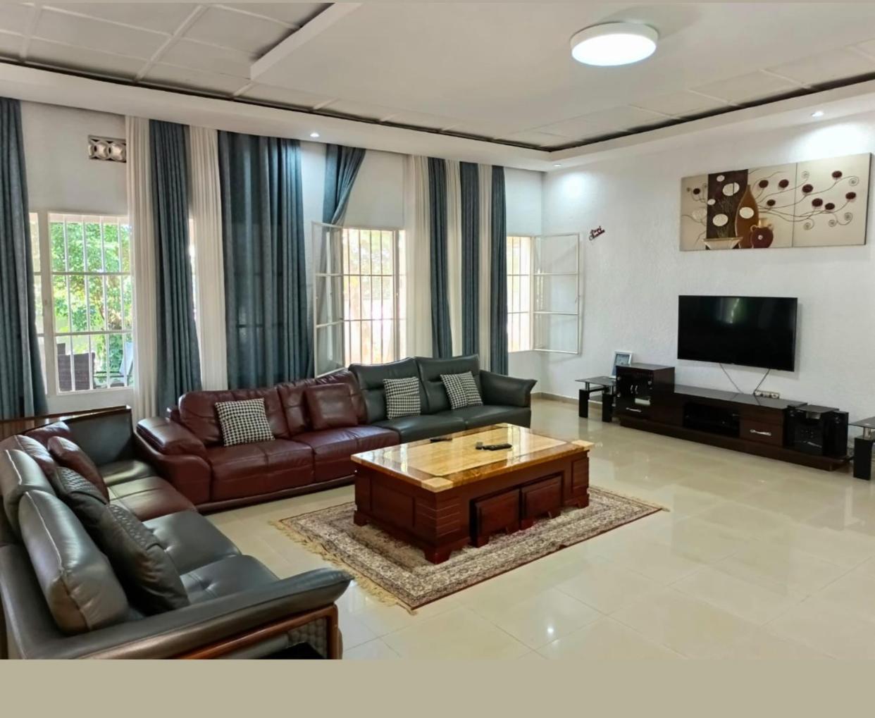 Kiyovu home view 2