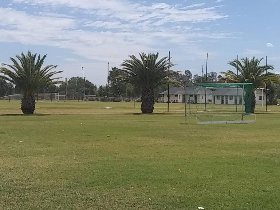 Dormi Apartamento en Country Boca Raton Monoambiente con pileta gym tenis golf paddle