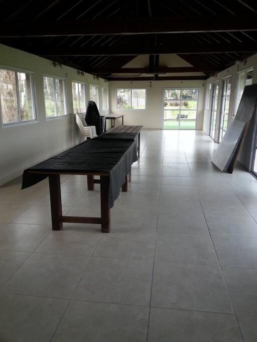 Dormi Apartamento en Country Boca Raton Monoambiente con pileta gym tenis golf paddle