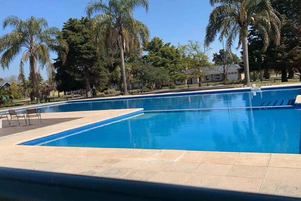 Dormi Apartamento en Country Boca Raton Monoambiente con pileta gym tenis golf paddle